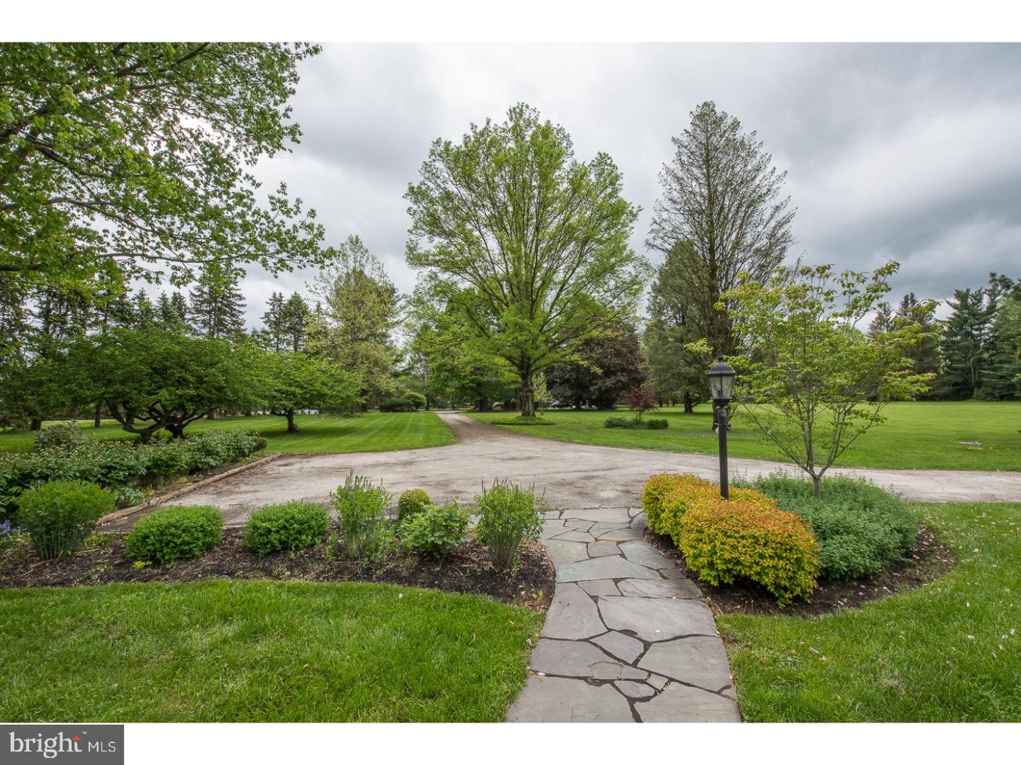 RADNOR HUNT - Residential