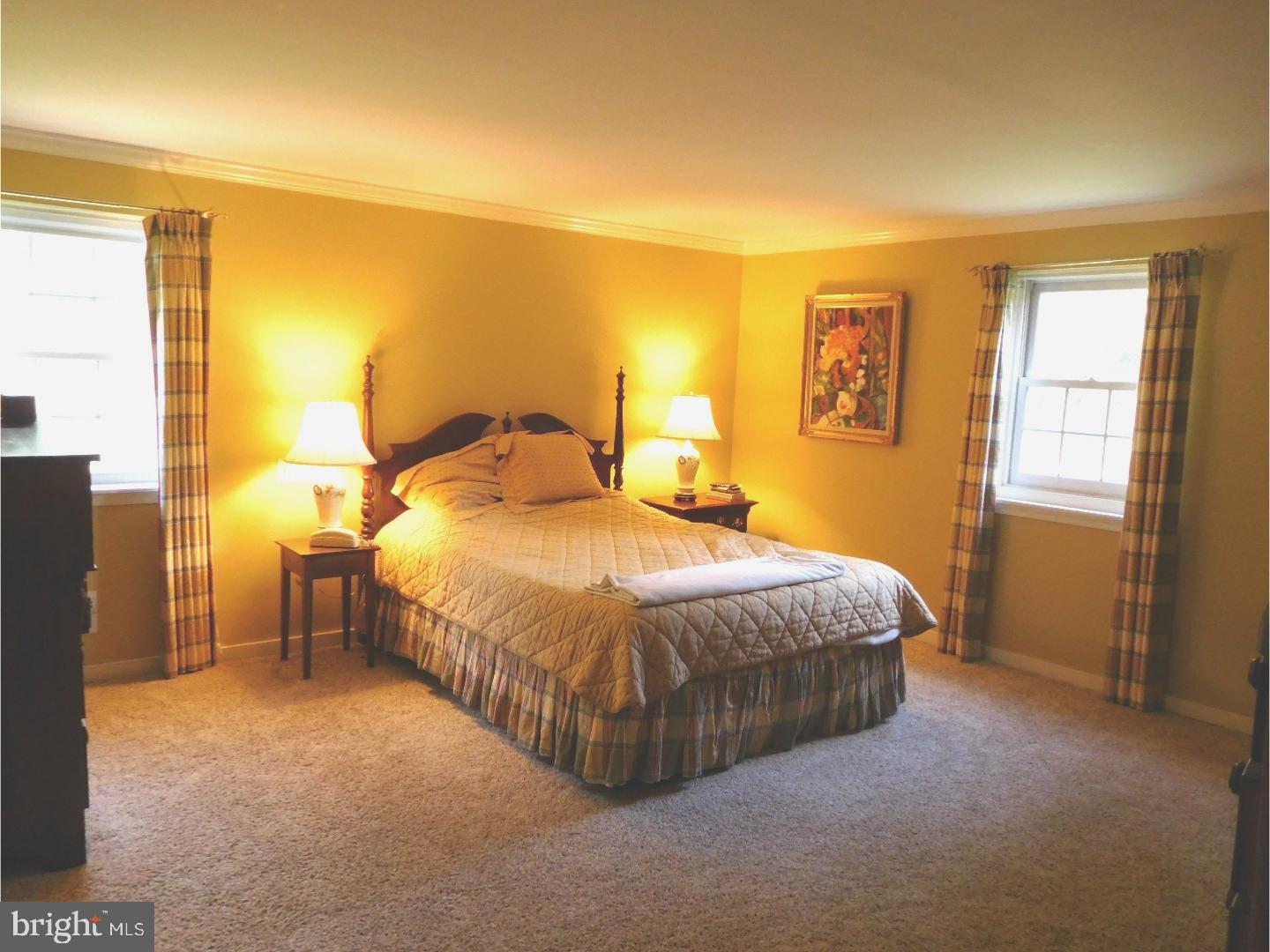 RADNOR HUNT - Residential