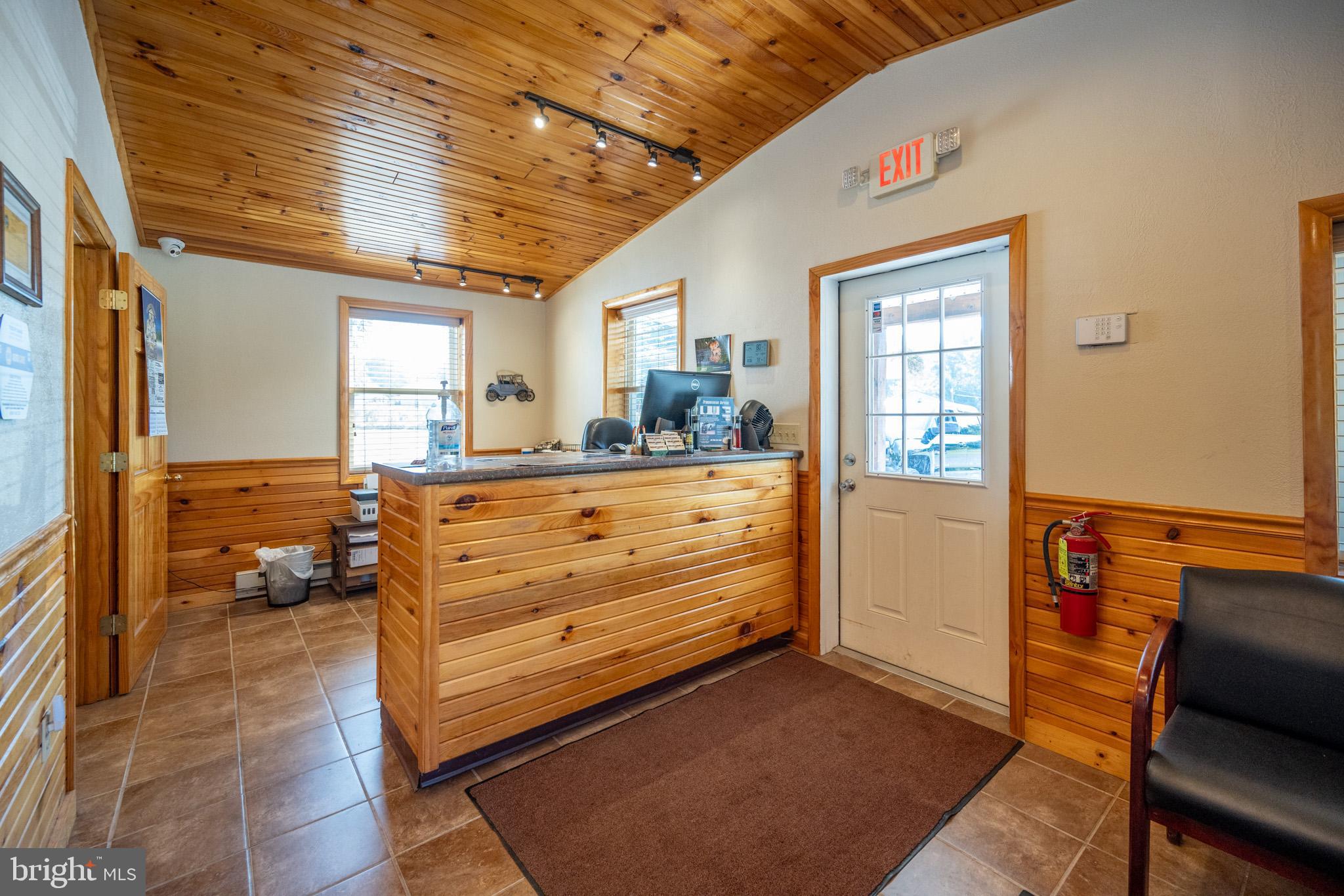 2701 OLD CRELLIN ROAD
