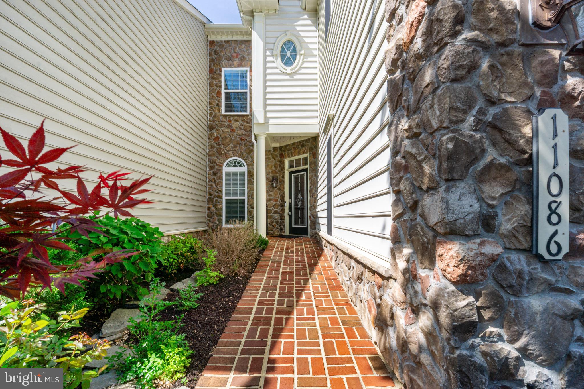 11086 CHAMBERS COURT 113