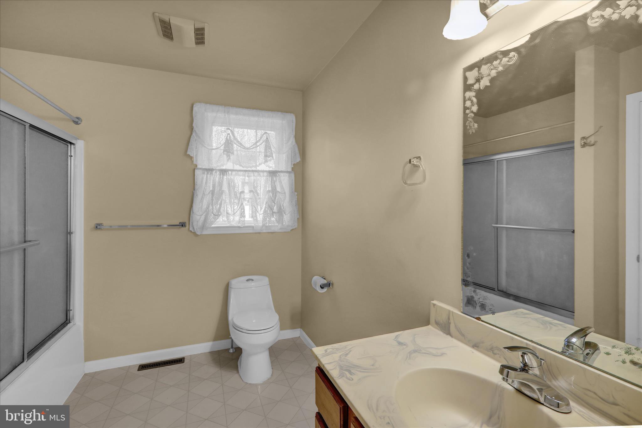 COLONY HILL - Residential