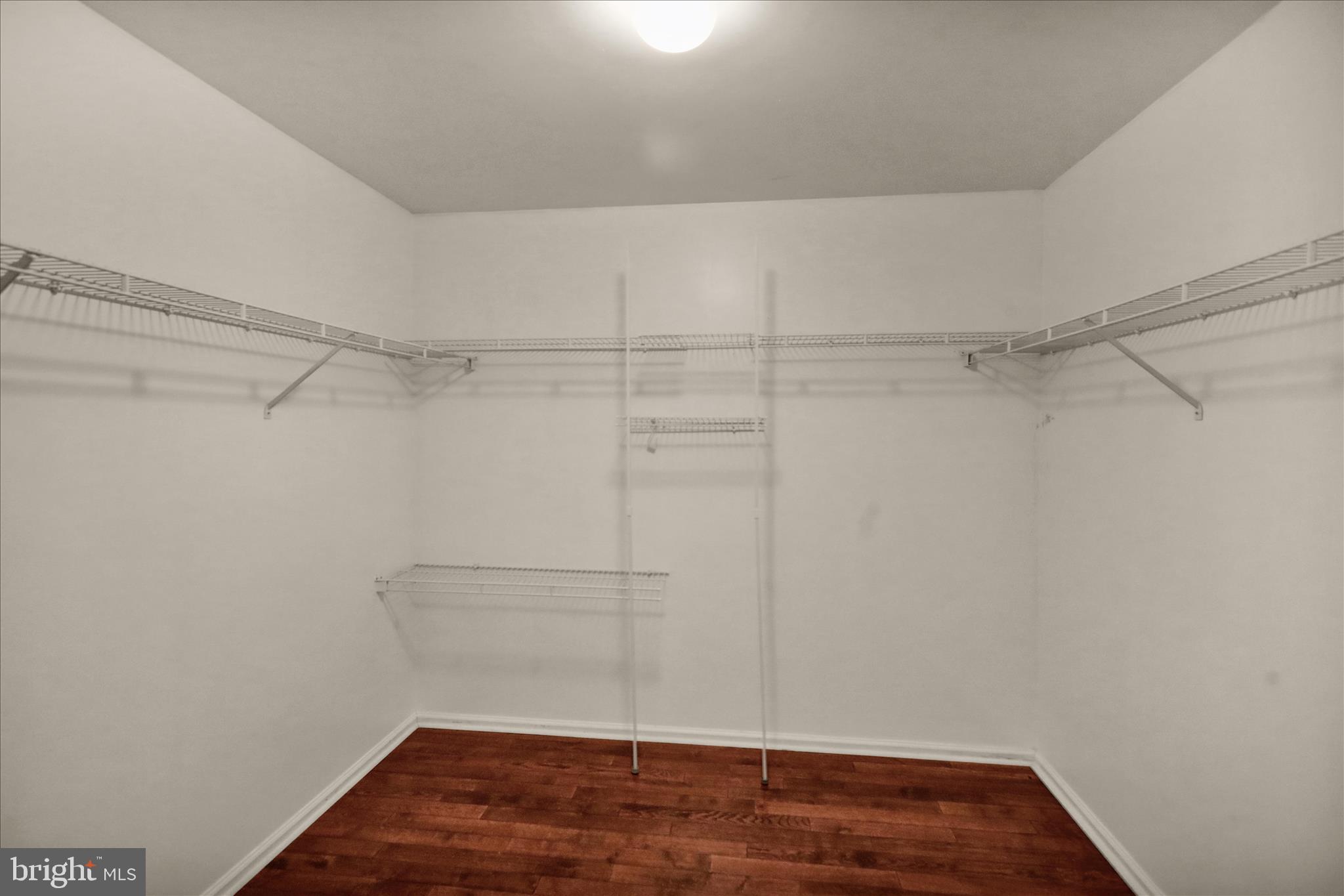 COLONY HILL - Residential