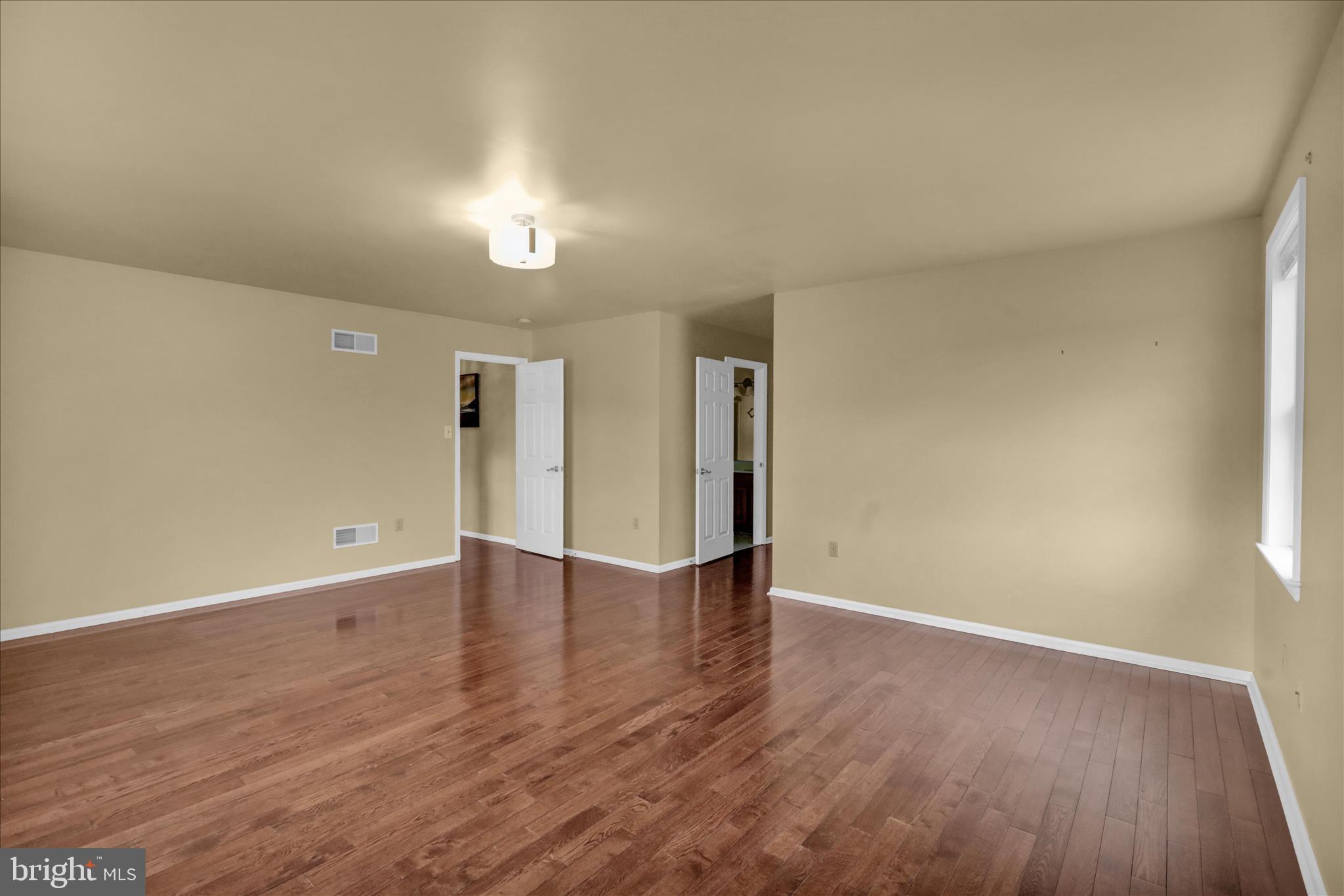 COLONY HILL - Residential