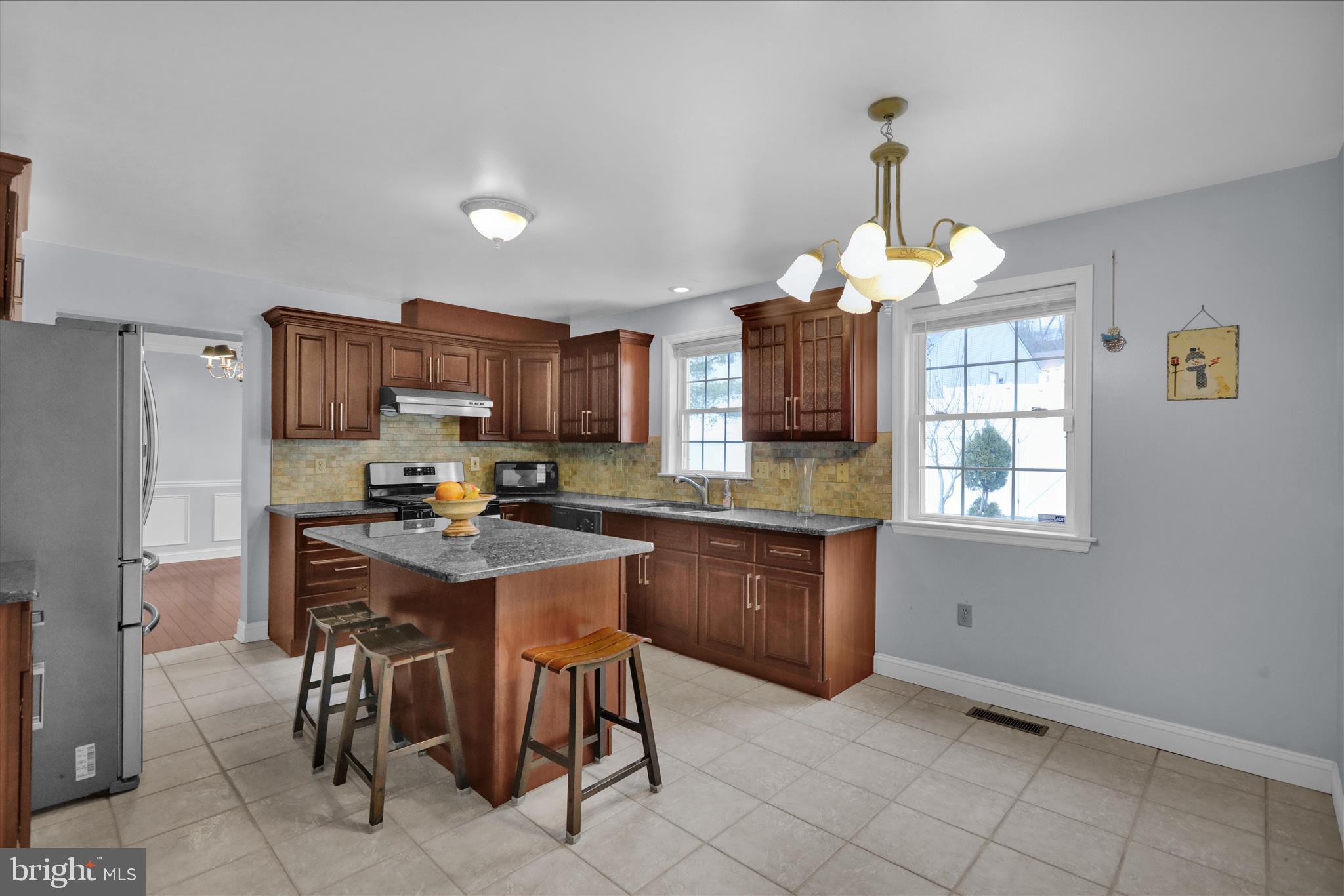 COLONY HILL - Residential