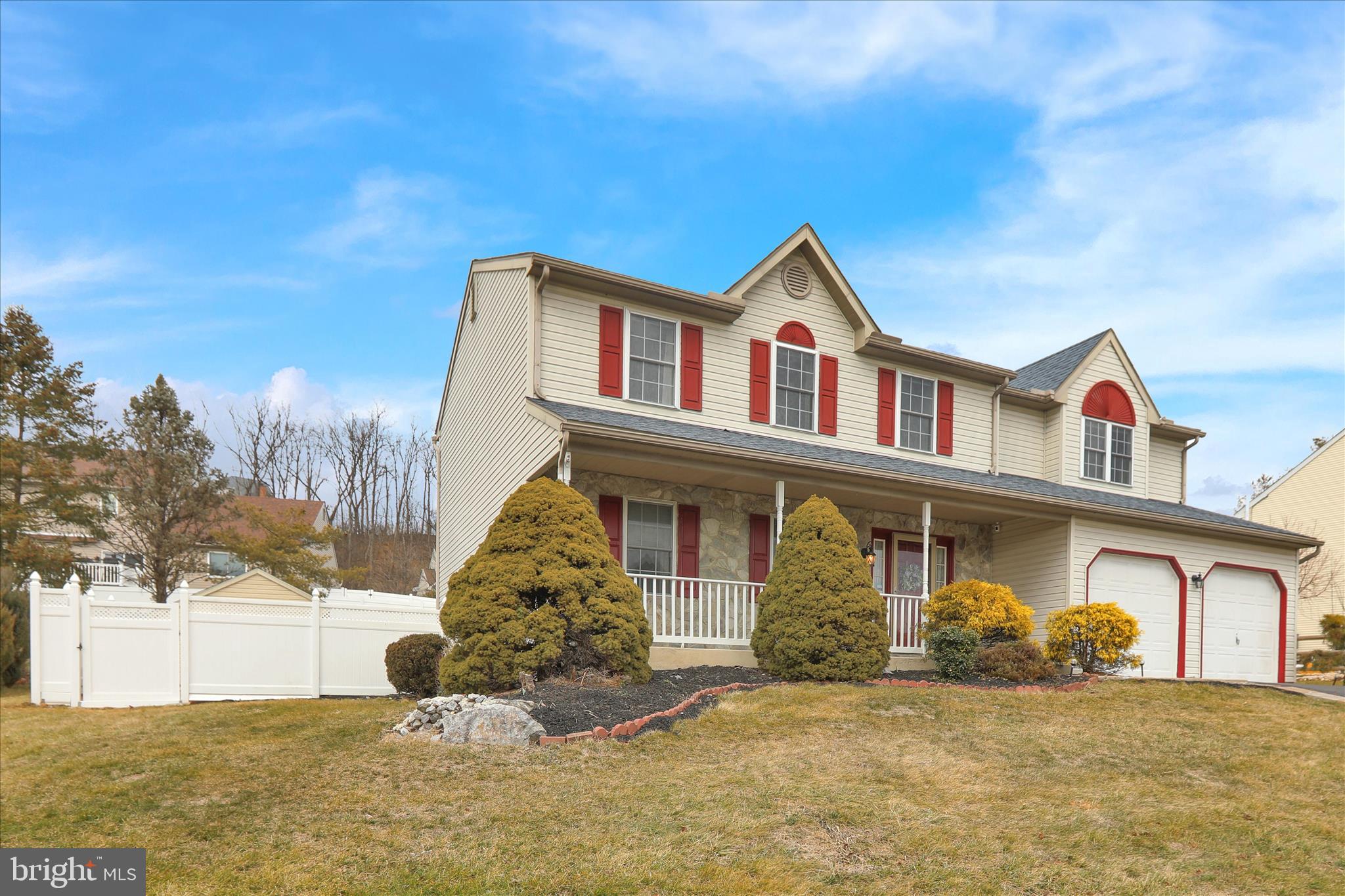 COLONY HILL - Residential