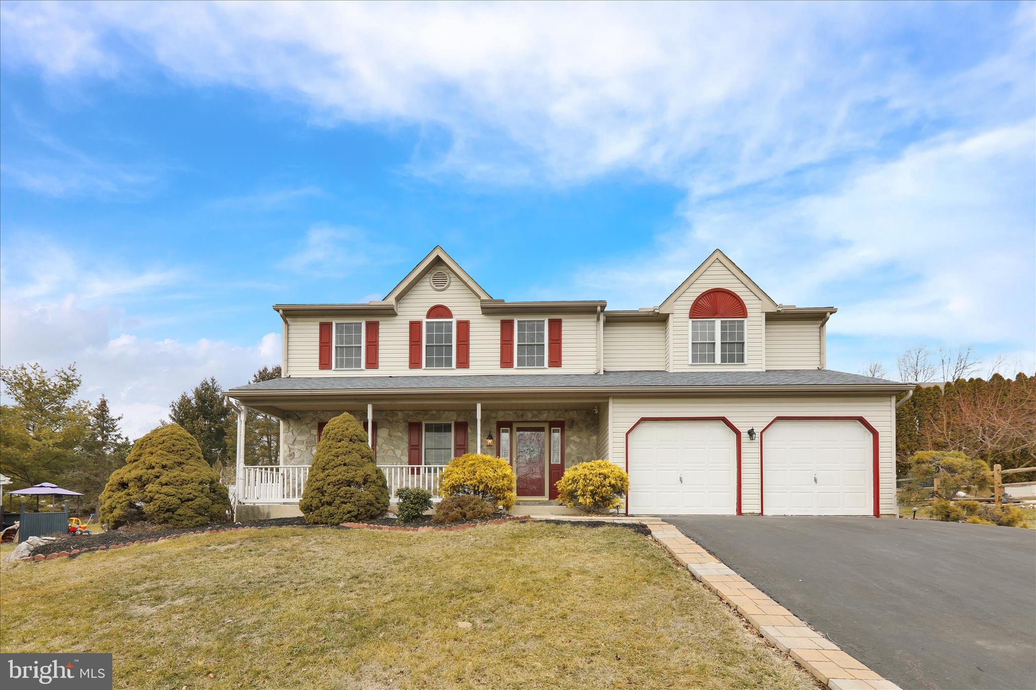 COLONY HILL - Residential