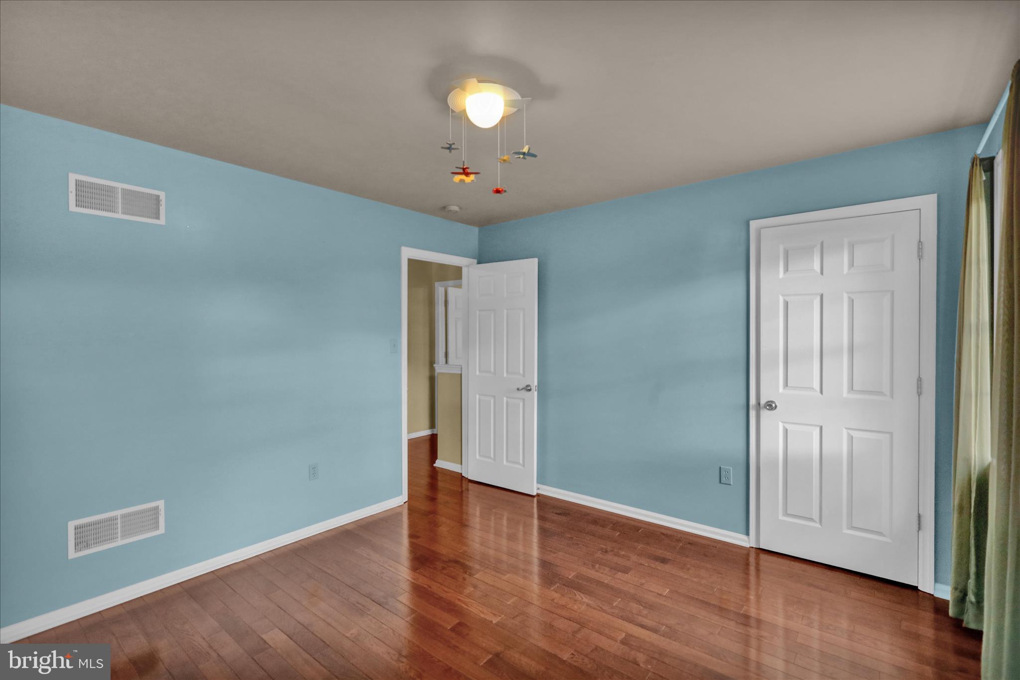 COLONY HILL - Residential