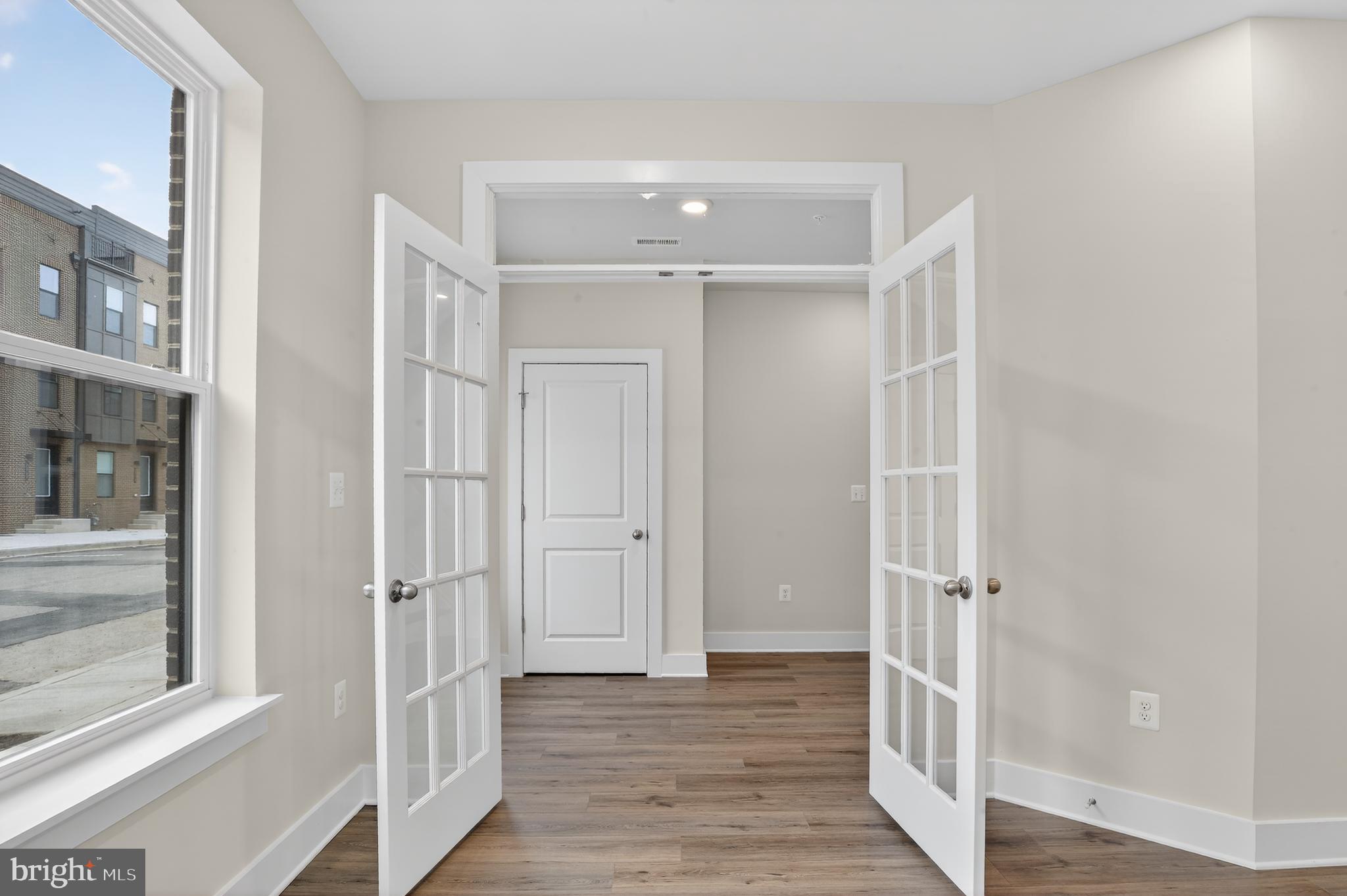 LOCKE LANDING - Residential