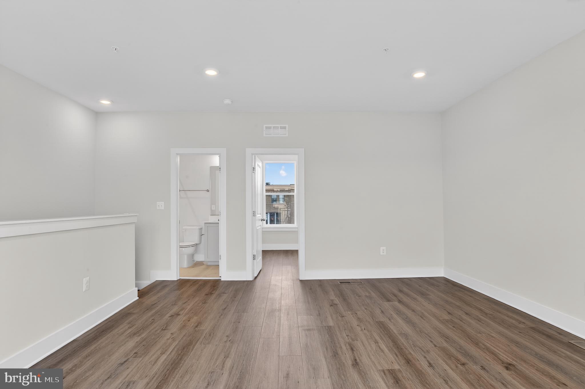 LOCKE LANDING - Residential