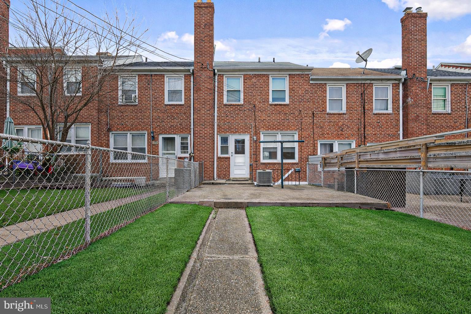 EASTWOOD - Residential