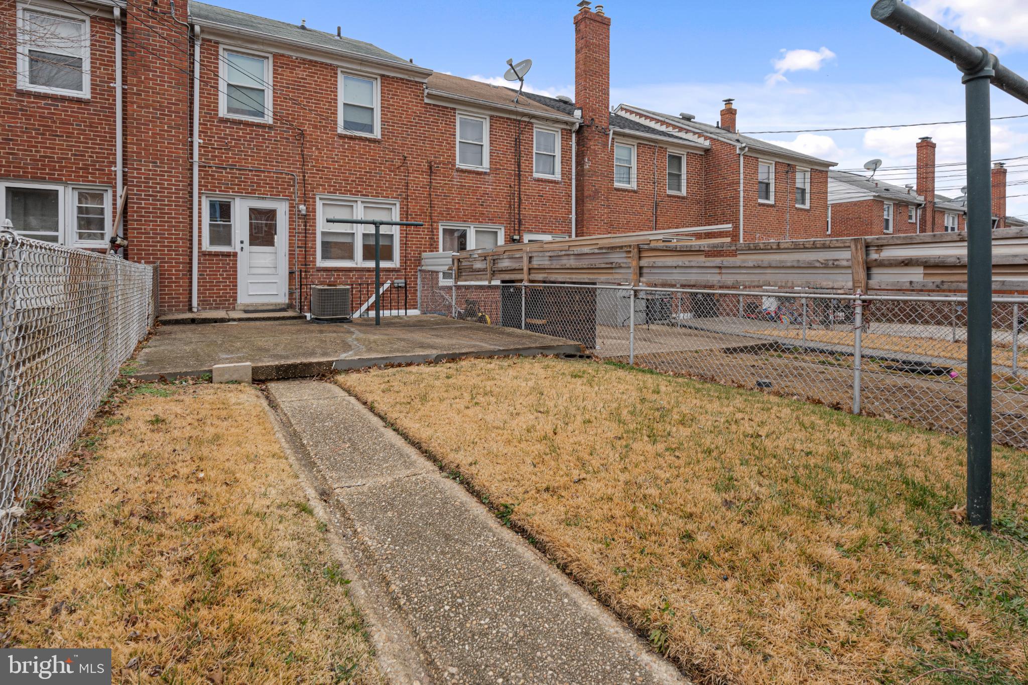 EASTWOOD - Residential