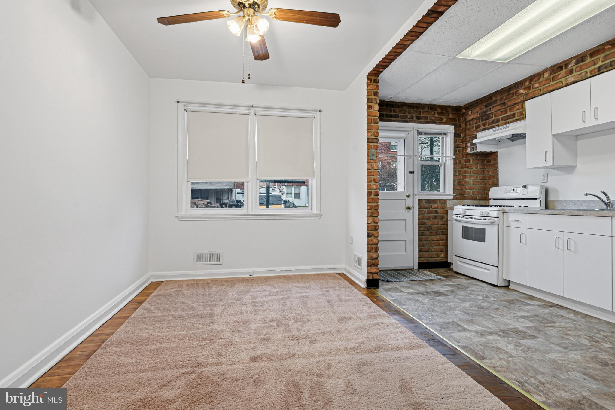 EASTWOOD - Residential