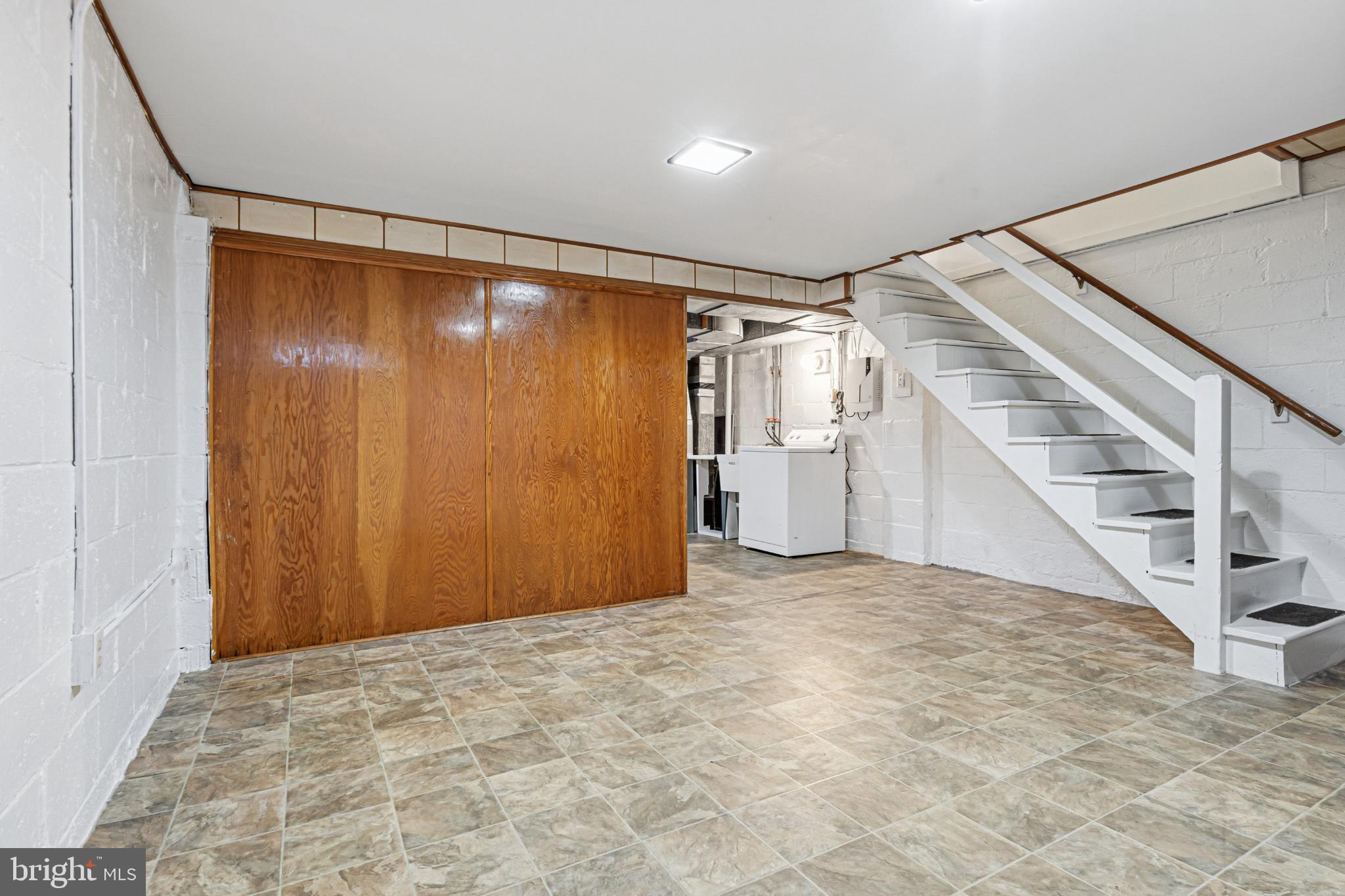 EASTWOOD - Residential