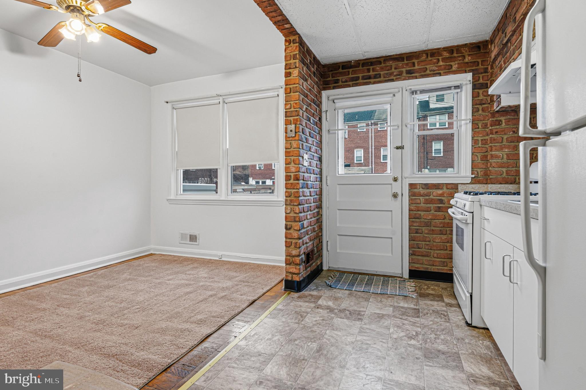 EASTWOOD - Residential