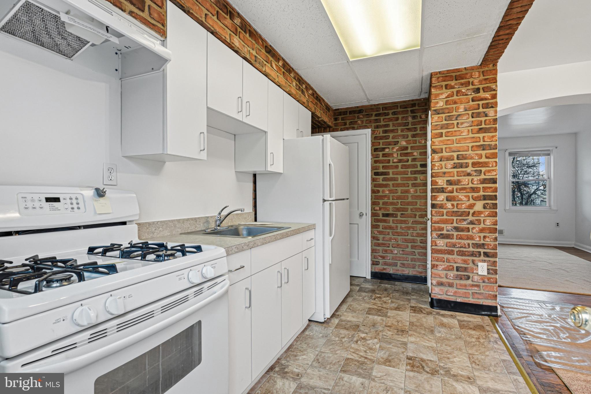 EASTWOOD - Residential