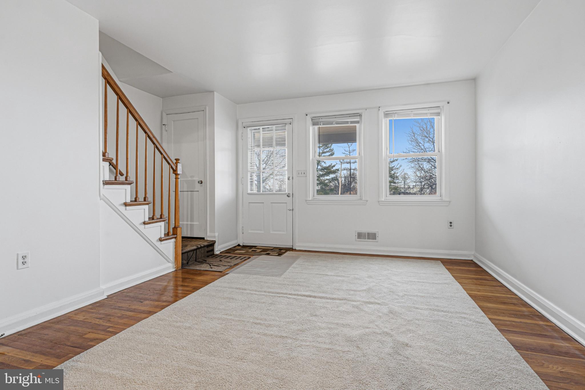 EASTWOOD - Residential