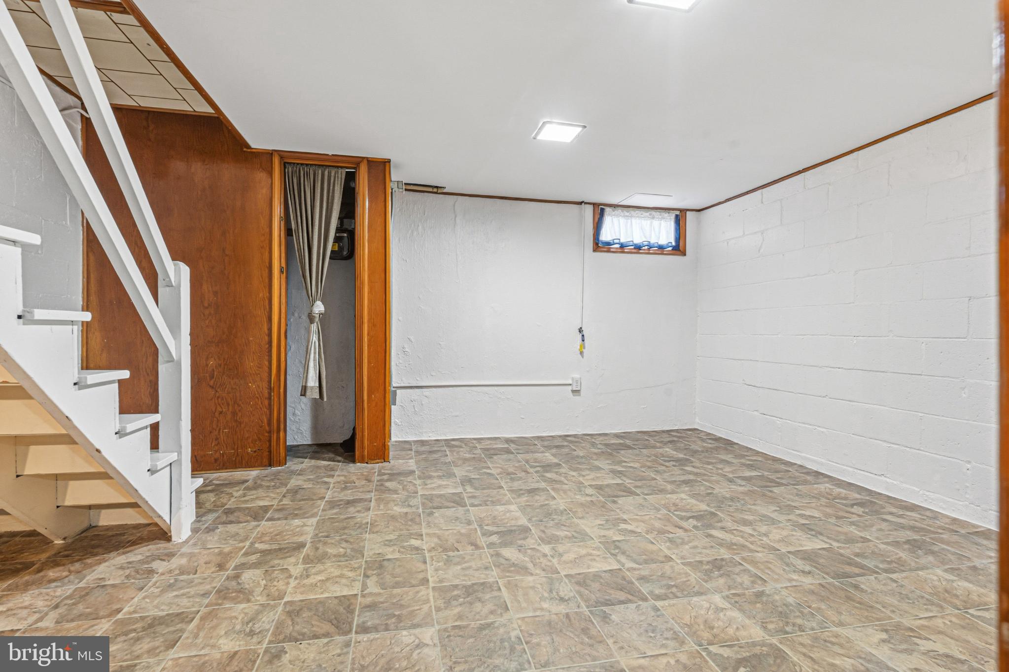 EASTWOOD - Residential