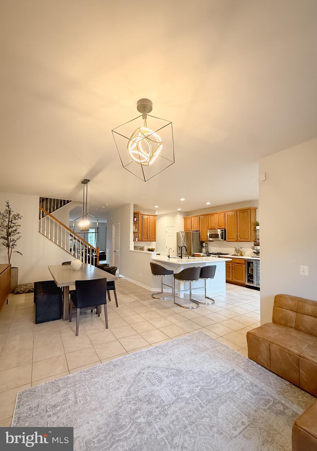 LAUREL HILL LANDBAY - Residential Lease