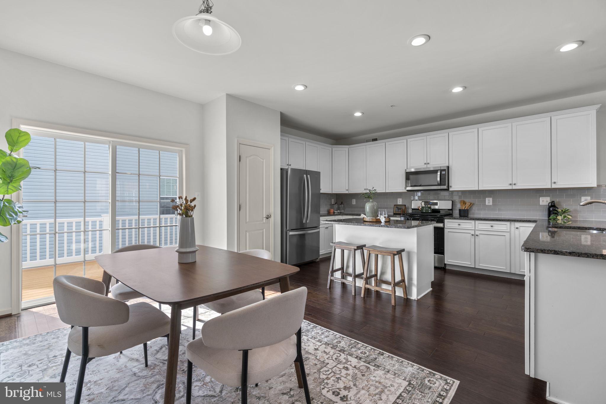 MORRIS PLACE - Residential