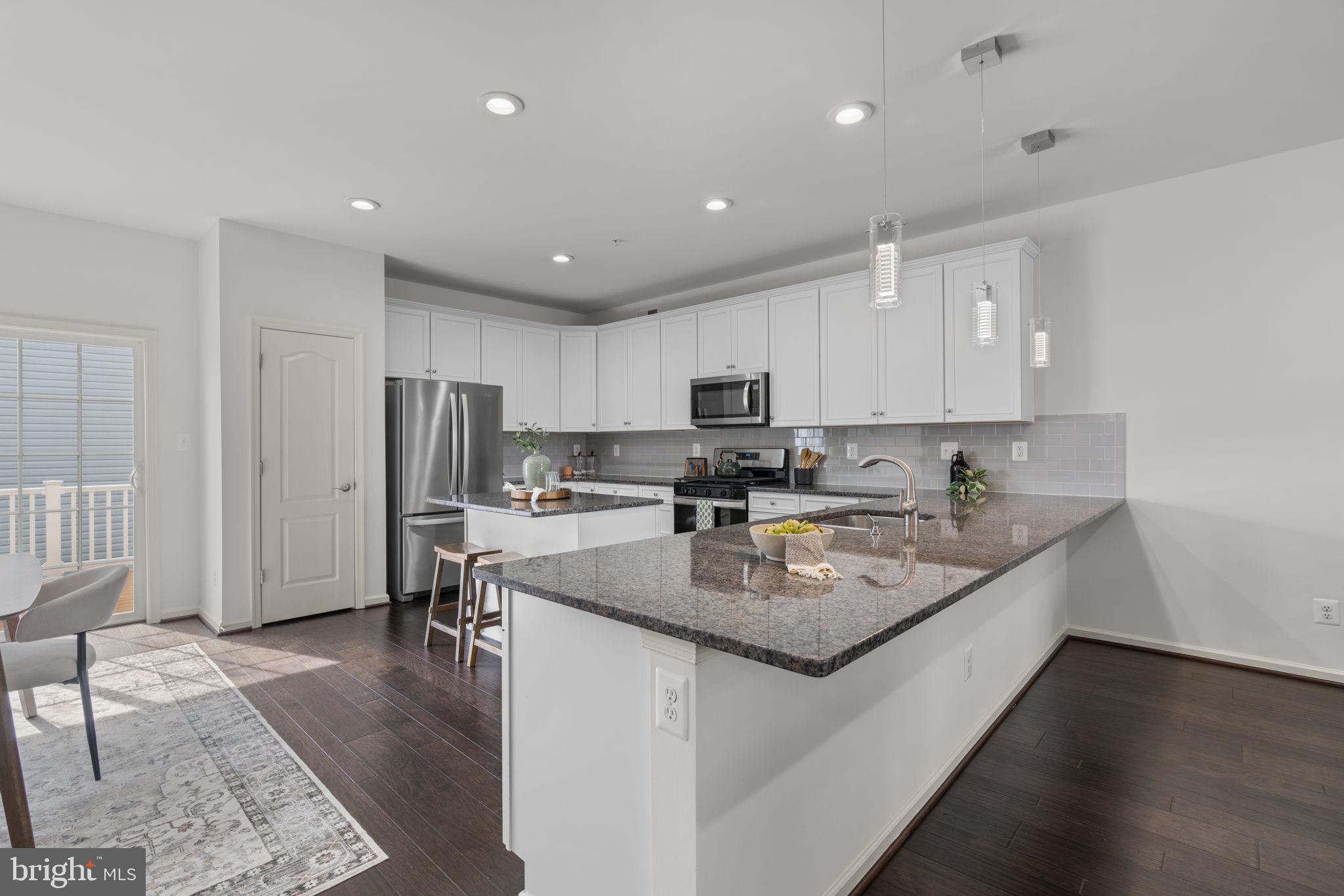 MORRIS PLACE - Residential