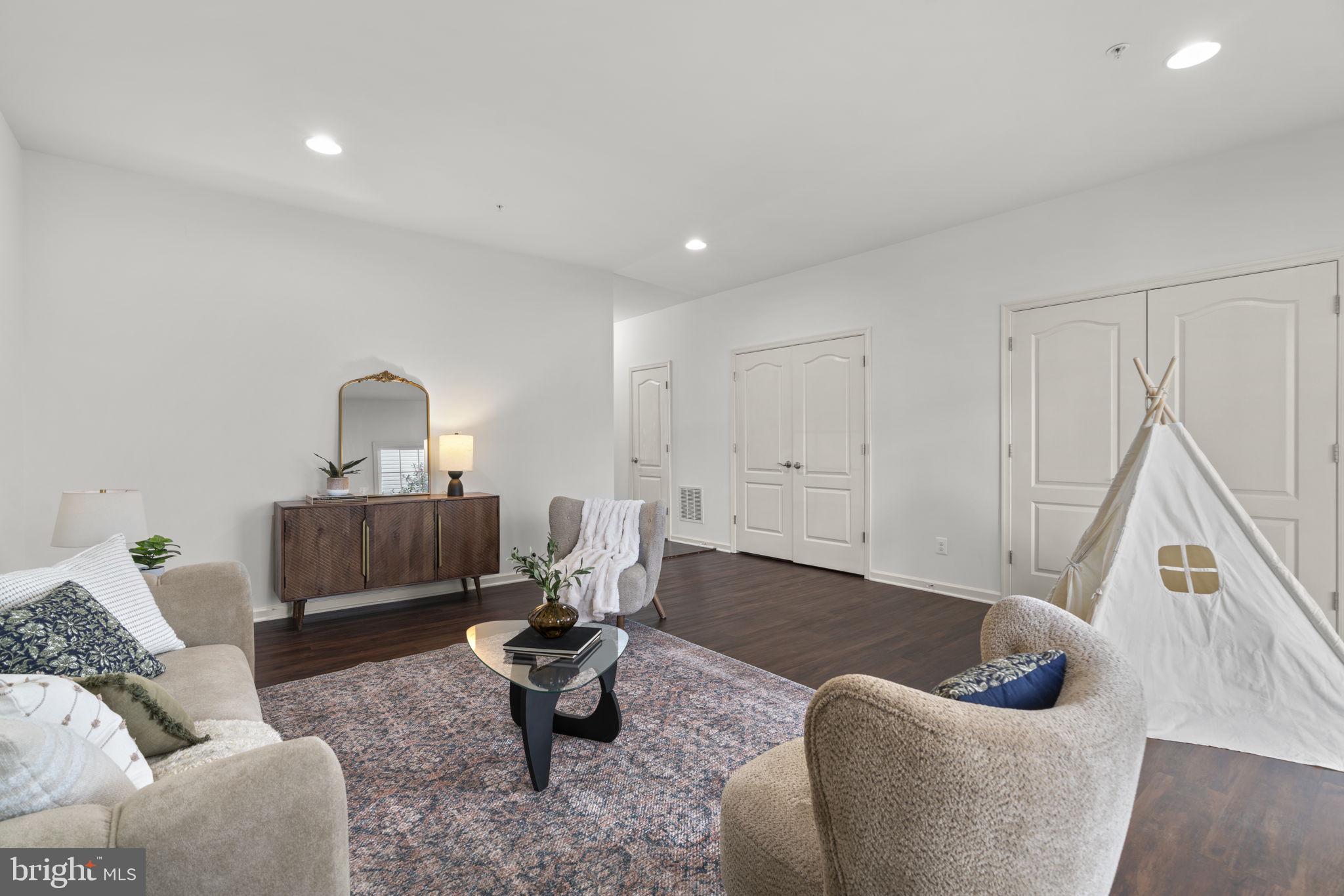 MORRIS PLACE - Residential