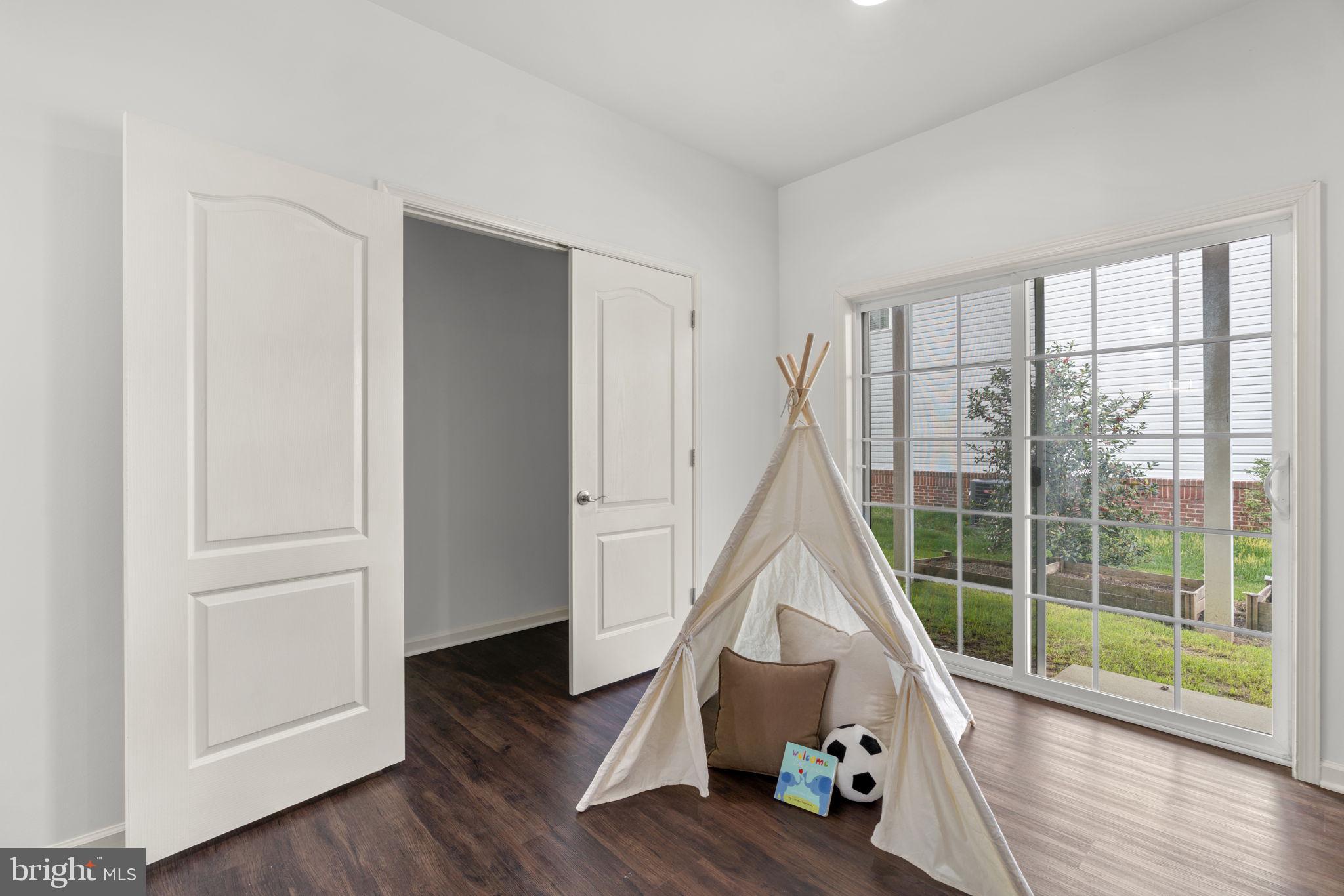 MORRIS PLACE - Residential