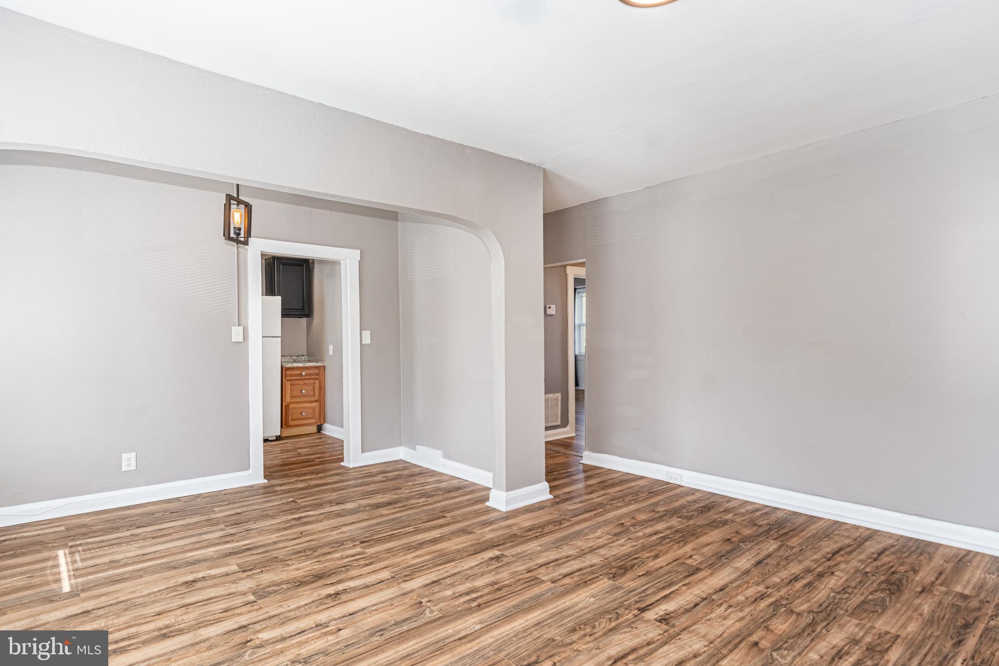 MIDDLE RIVER - Residential Lease