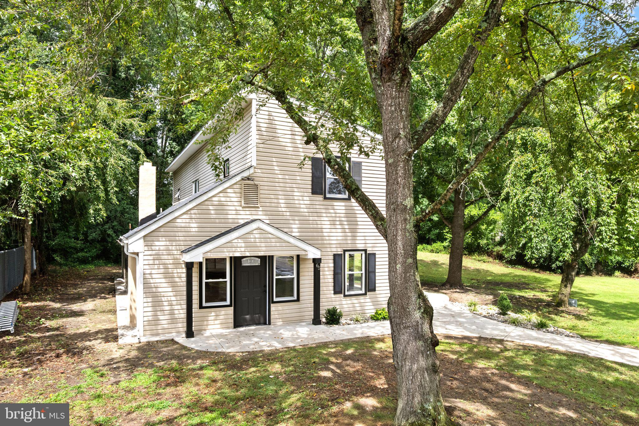65 MACARTHUR AVENUE