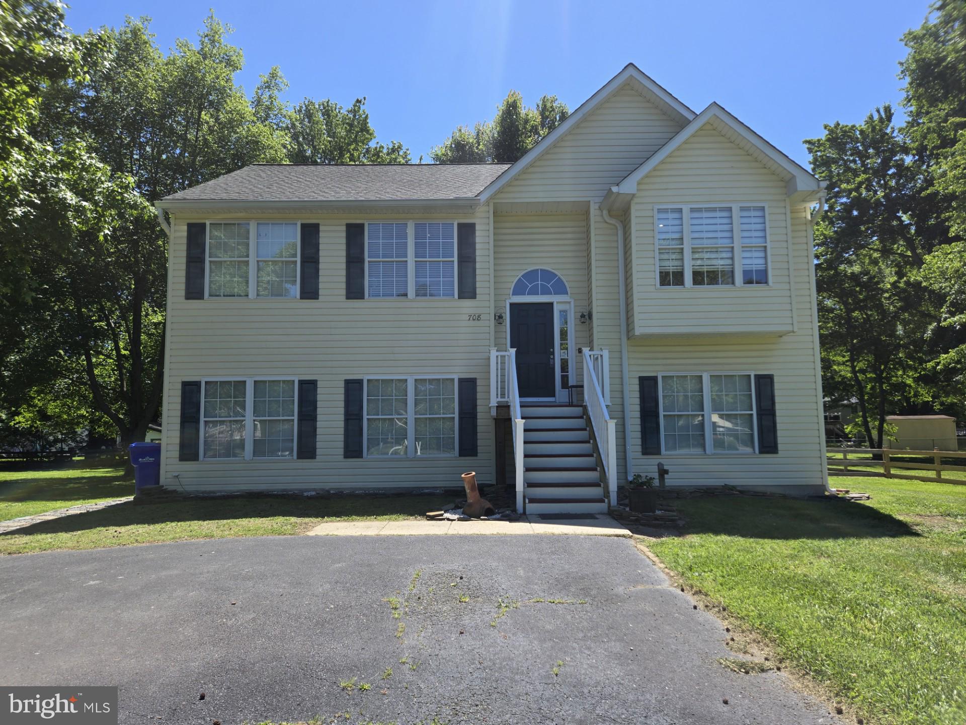 CLOVERFIELDS - Residential