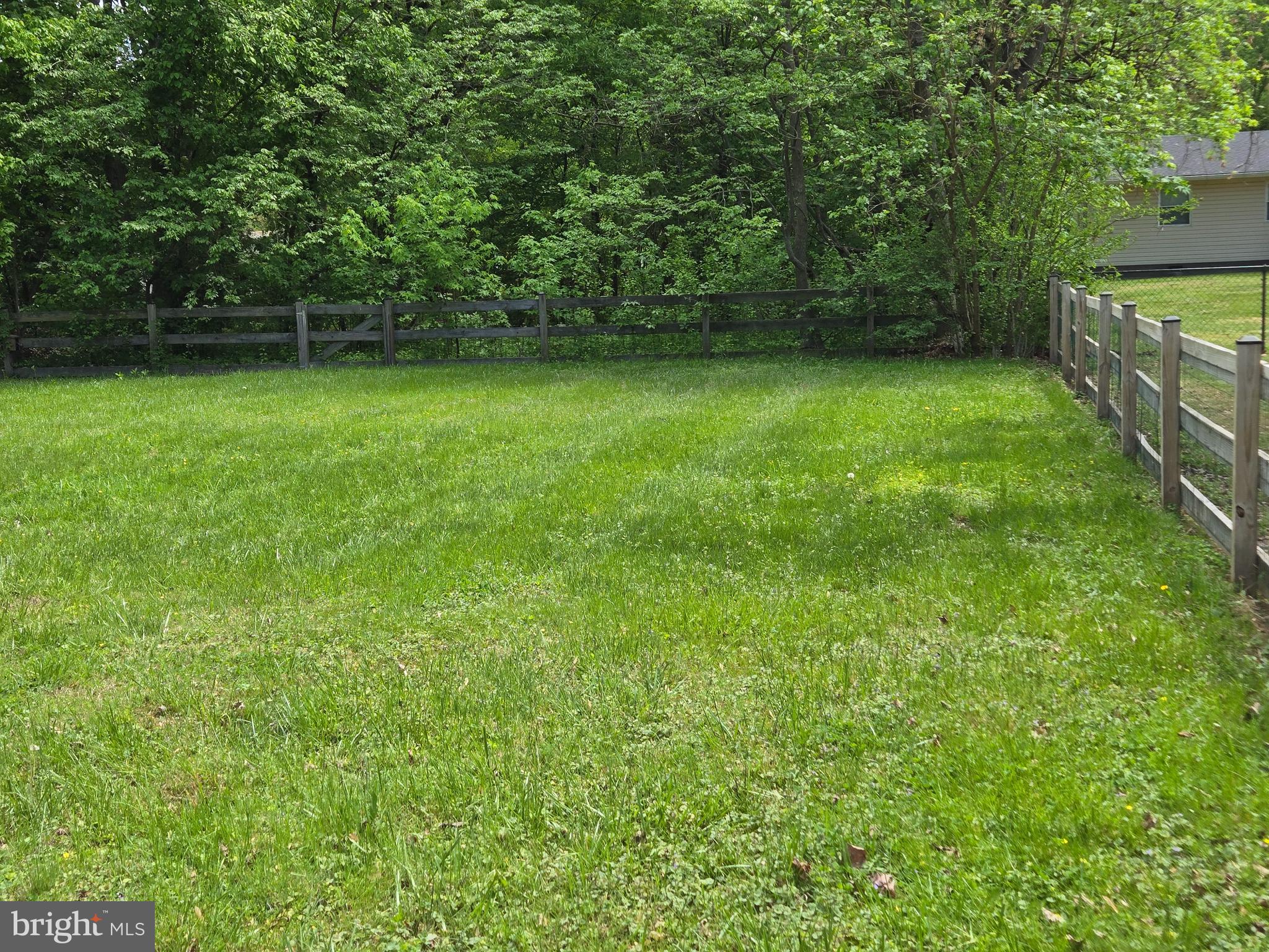 708 DIXON DRIVE