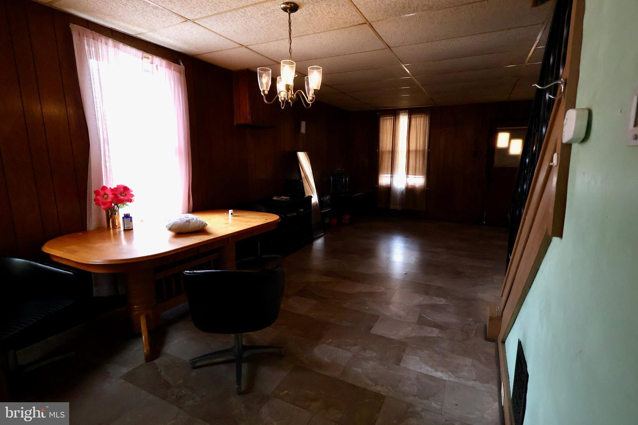 LANCASTER - Residential