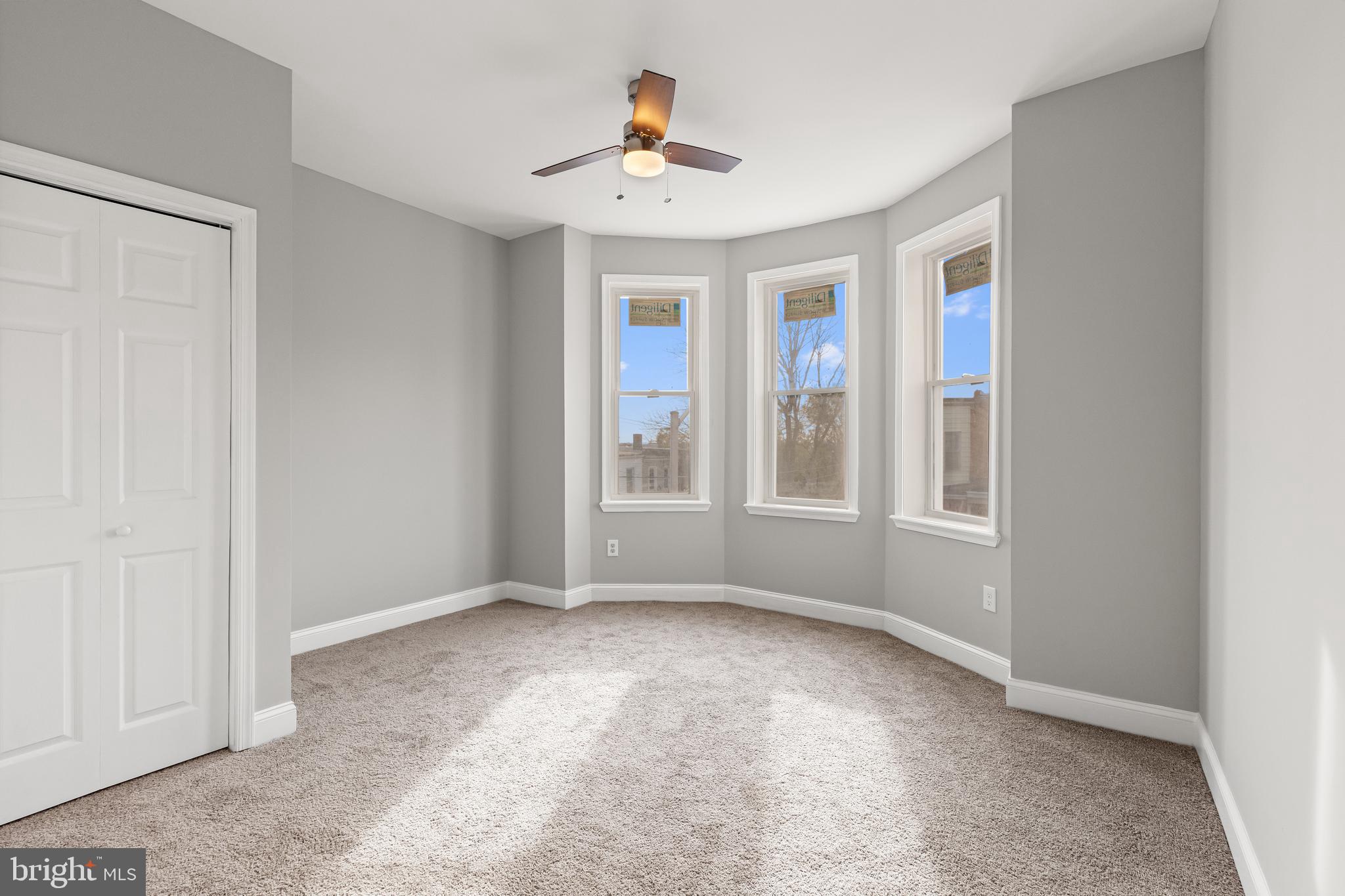 MONDAWMIN - Residential