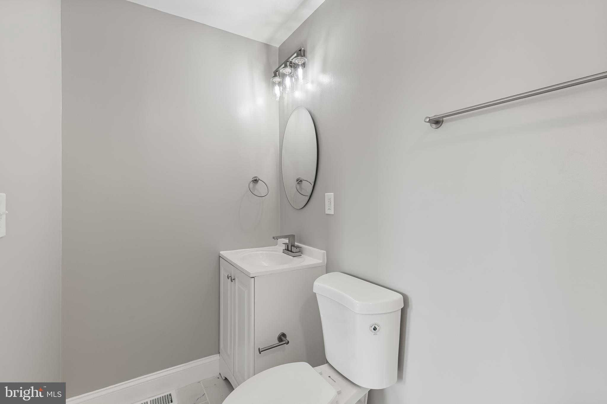 MONDAWMIN - Residential