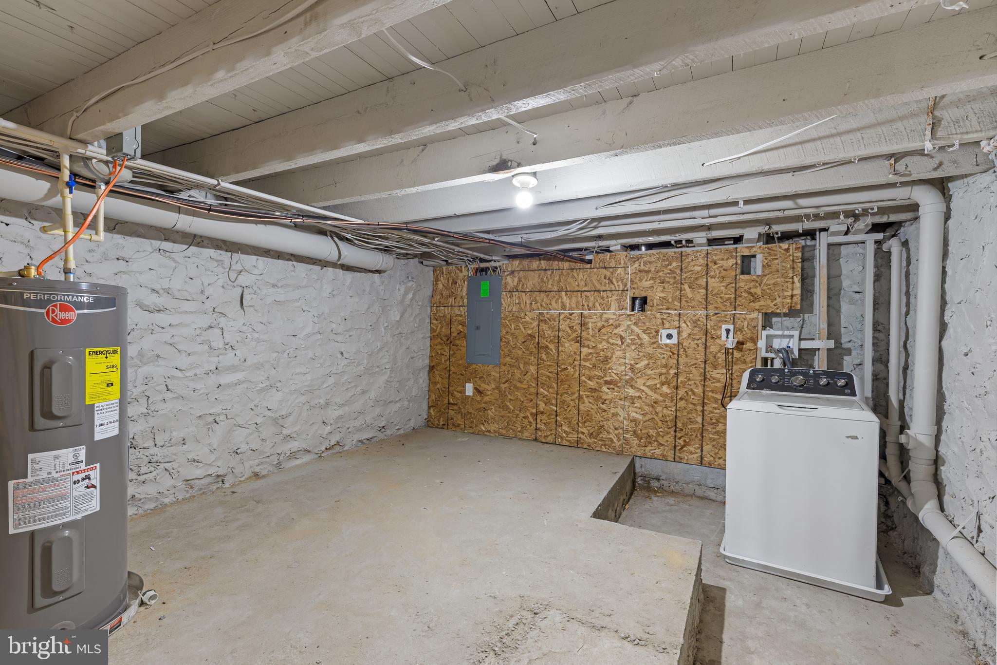 MONDAWMIN - Residential