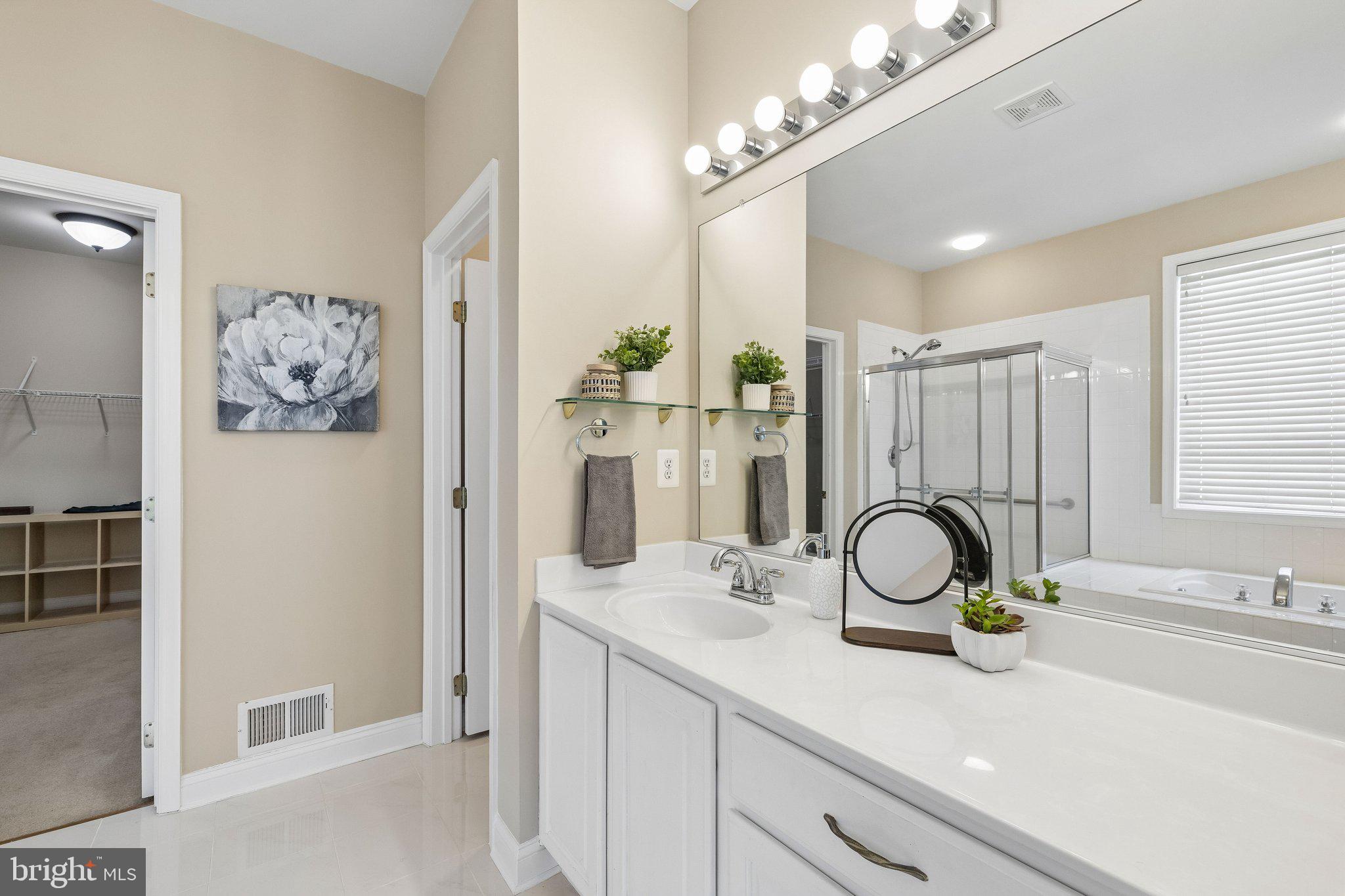 HERITAGE HUNT - Residential