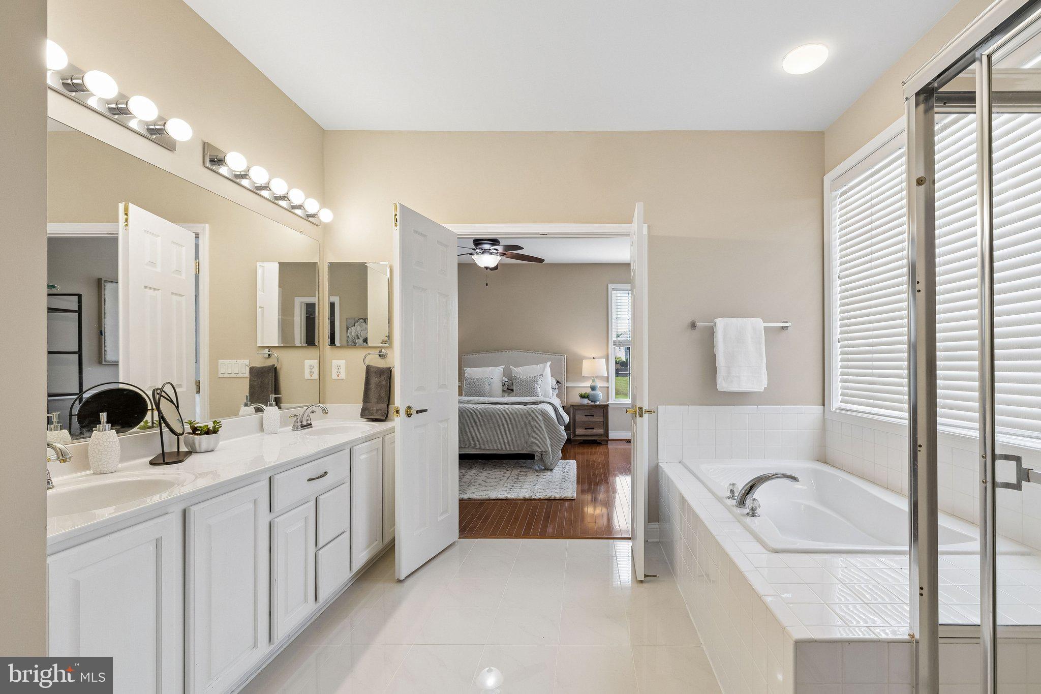 HERITAGE HUNT - Residential