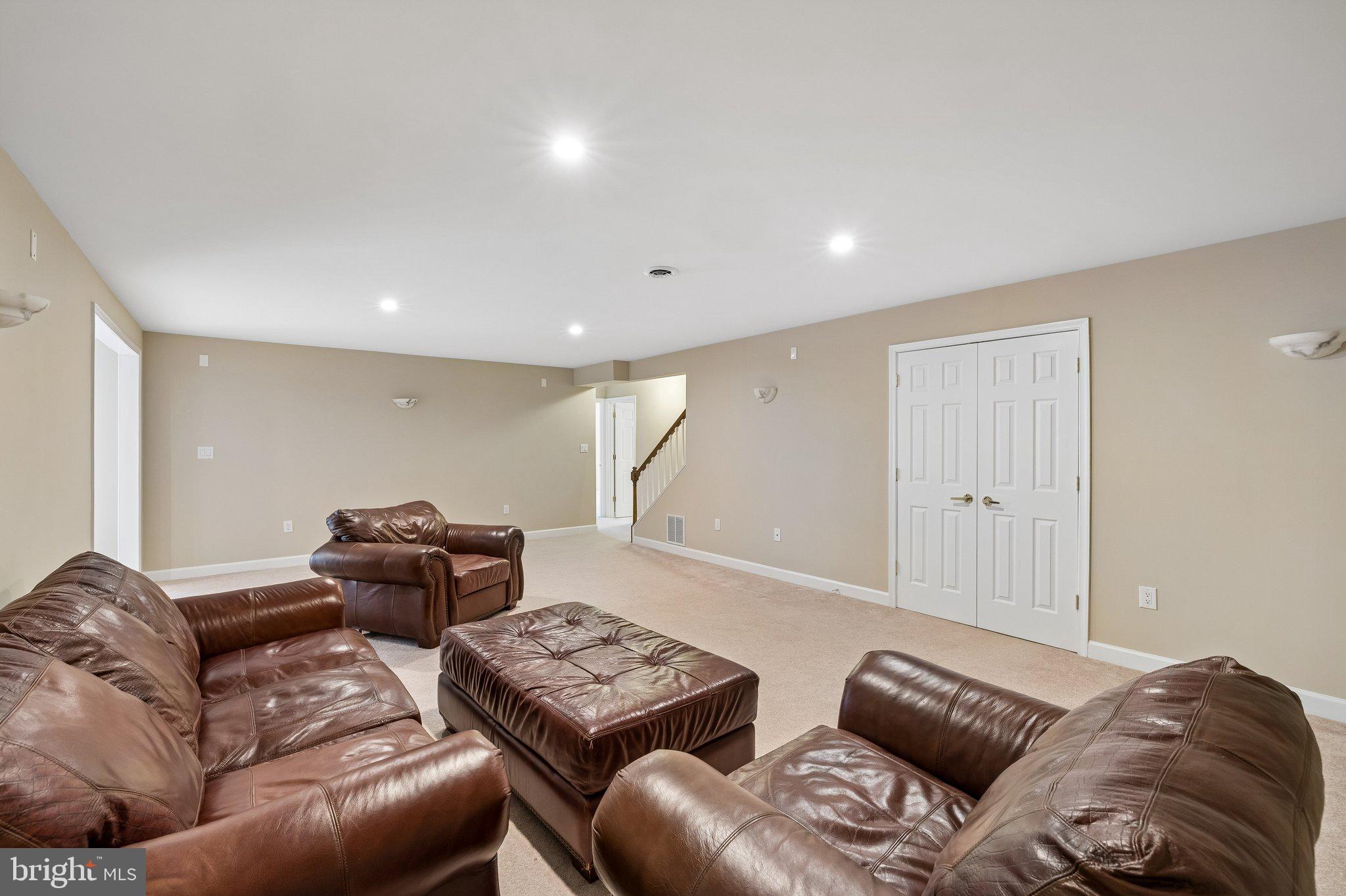 HERITAGE HUNT - Residential