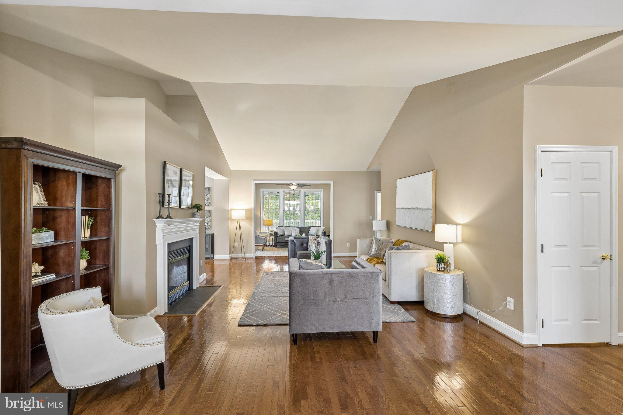 HERITAGE HUNT - Residential