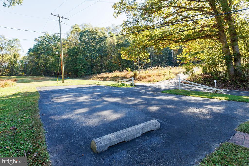 16 CHERRY HILL ROAD