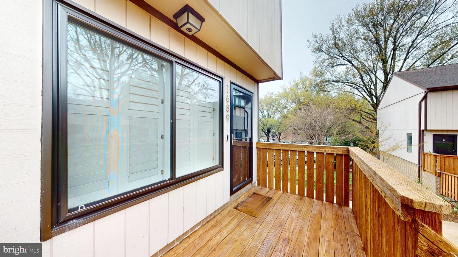 1689 WESTWIND WAY 182
