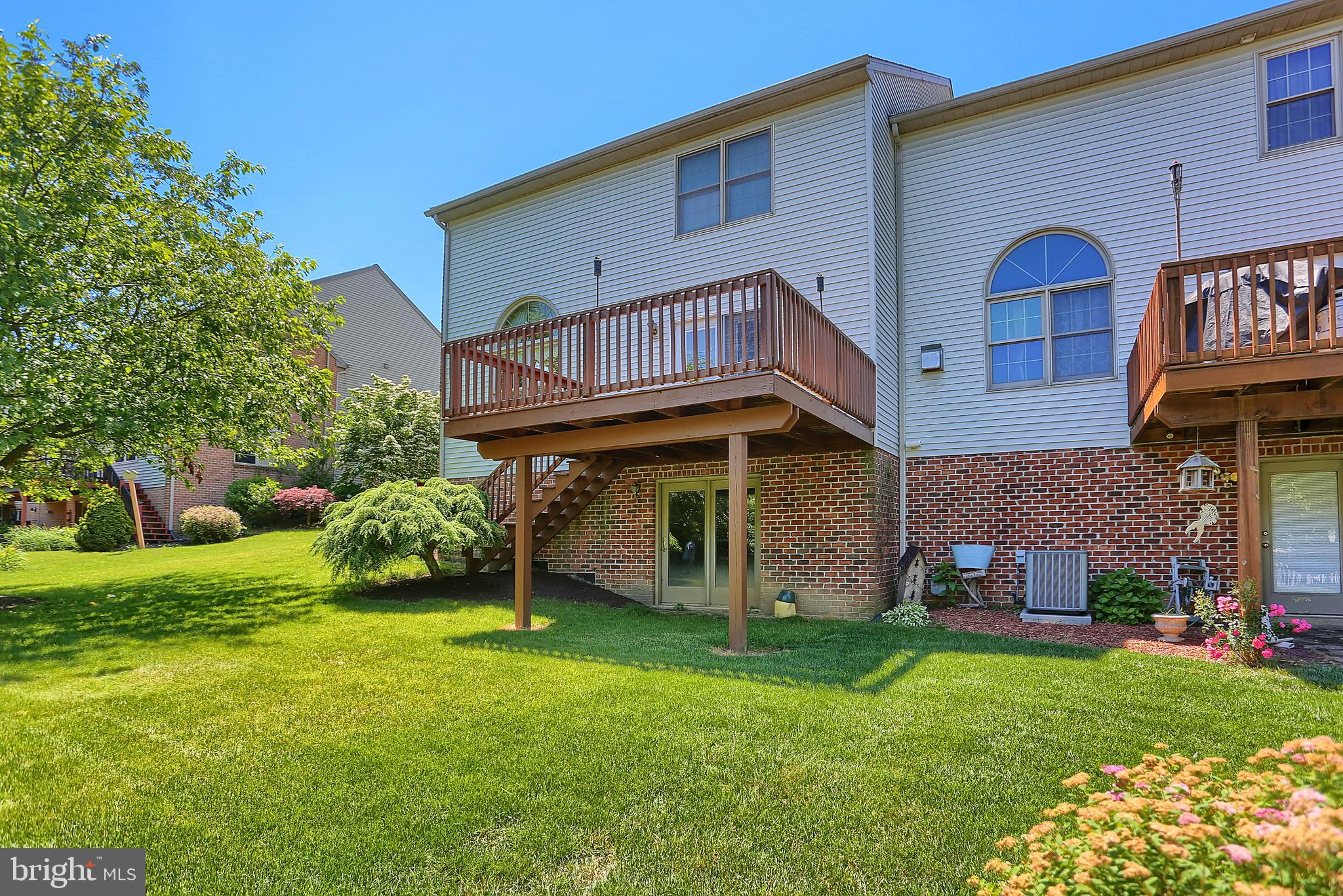 SUMMIT HILLS - Residential