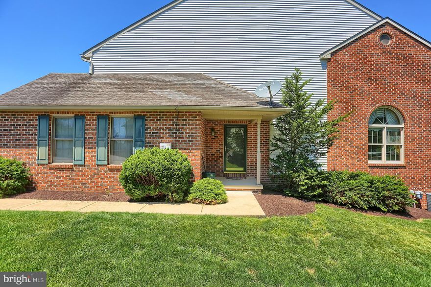 There is not a better VALUE on the market today for this WONDERFUL Summit Hills end unit townhome. At LESS than $90 per SF This LARGEST home in Summit Hills has many GREAT features for you to enjoy. SOARING ceilings; HUGE master suite; LOW COST gas heat; 1st floor DEN/OFFICE; WALK-OUT unfinished full basement; LARGE kitchen with NEW stainless appliances.  NEW garage door, Don't delay schedule your showing TODAY.