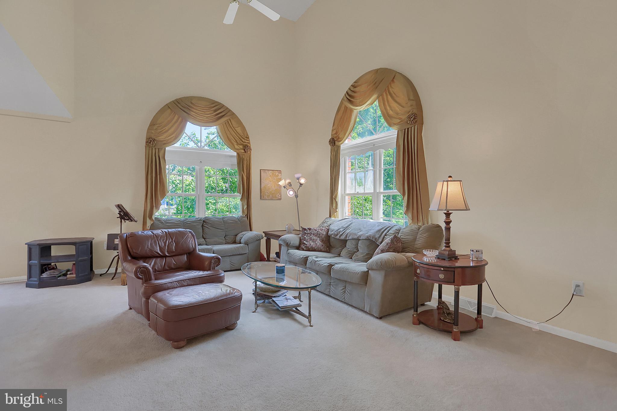 SUMMIT HILLS - Residential