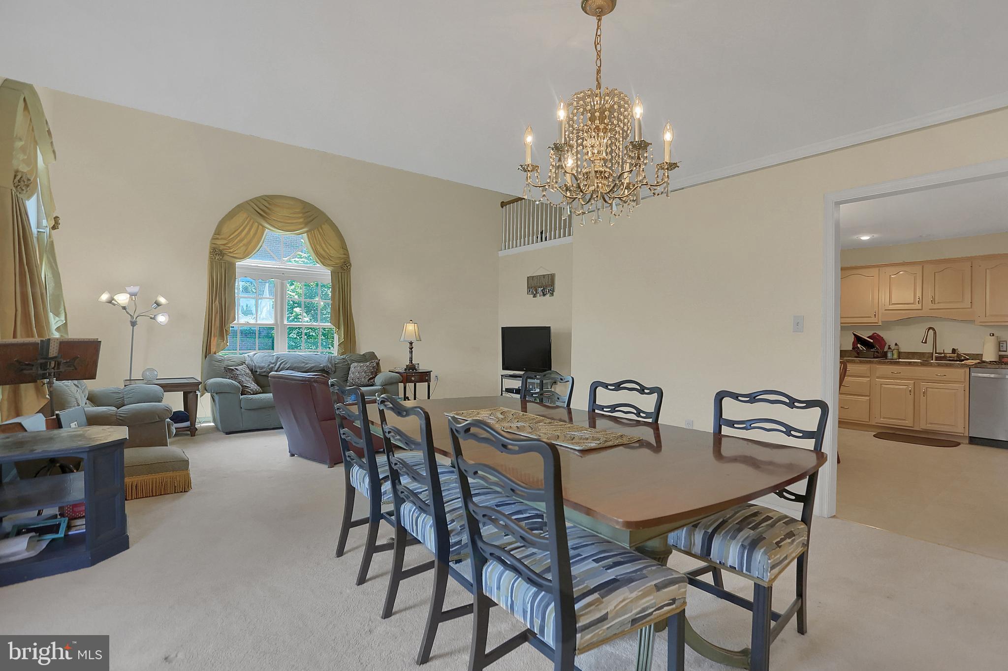 SUMMIT HILLS - Residential