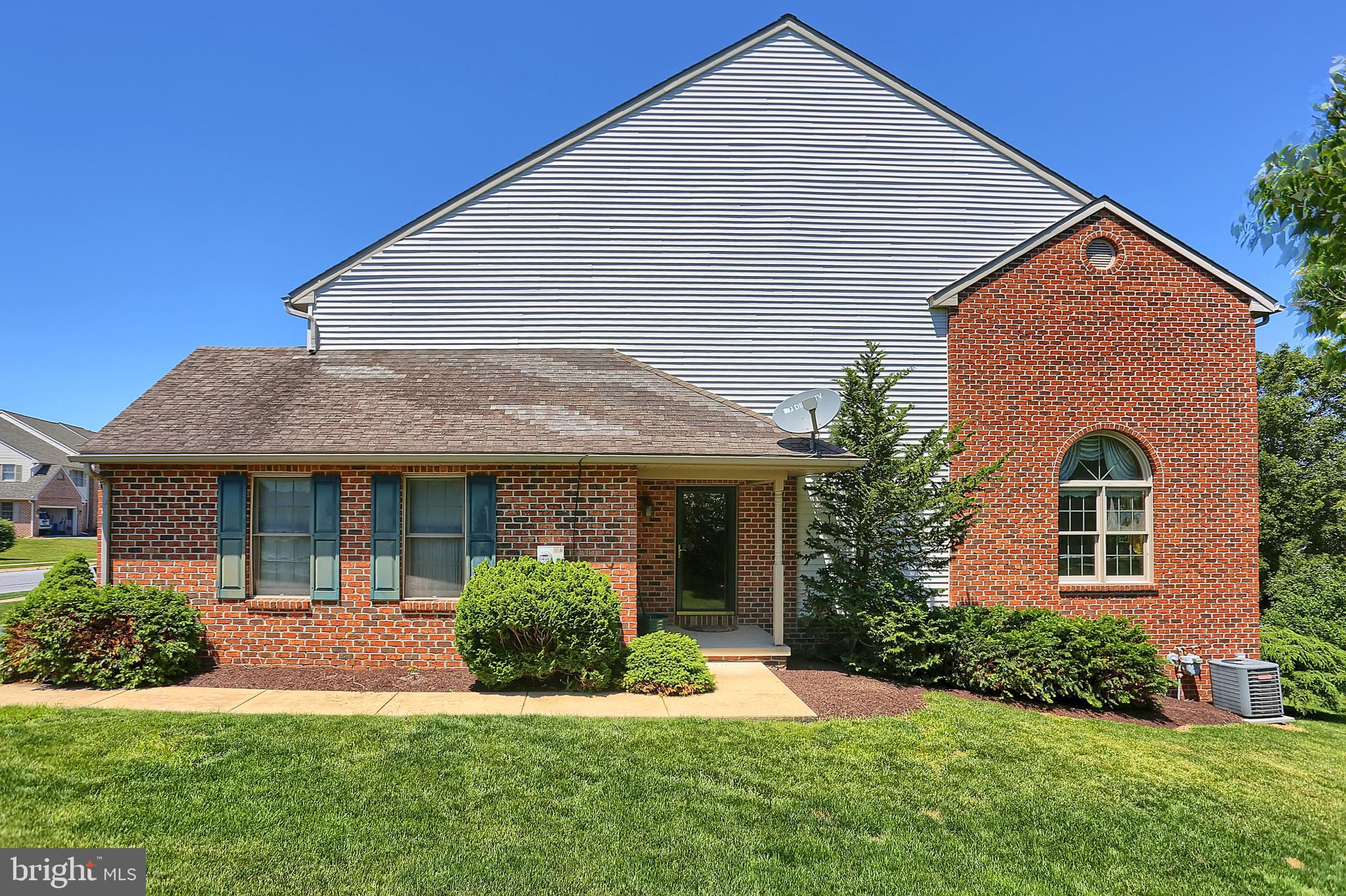 SUMMIT HILLS - Residential