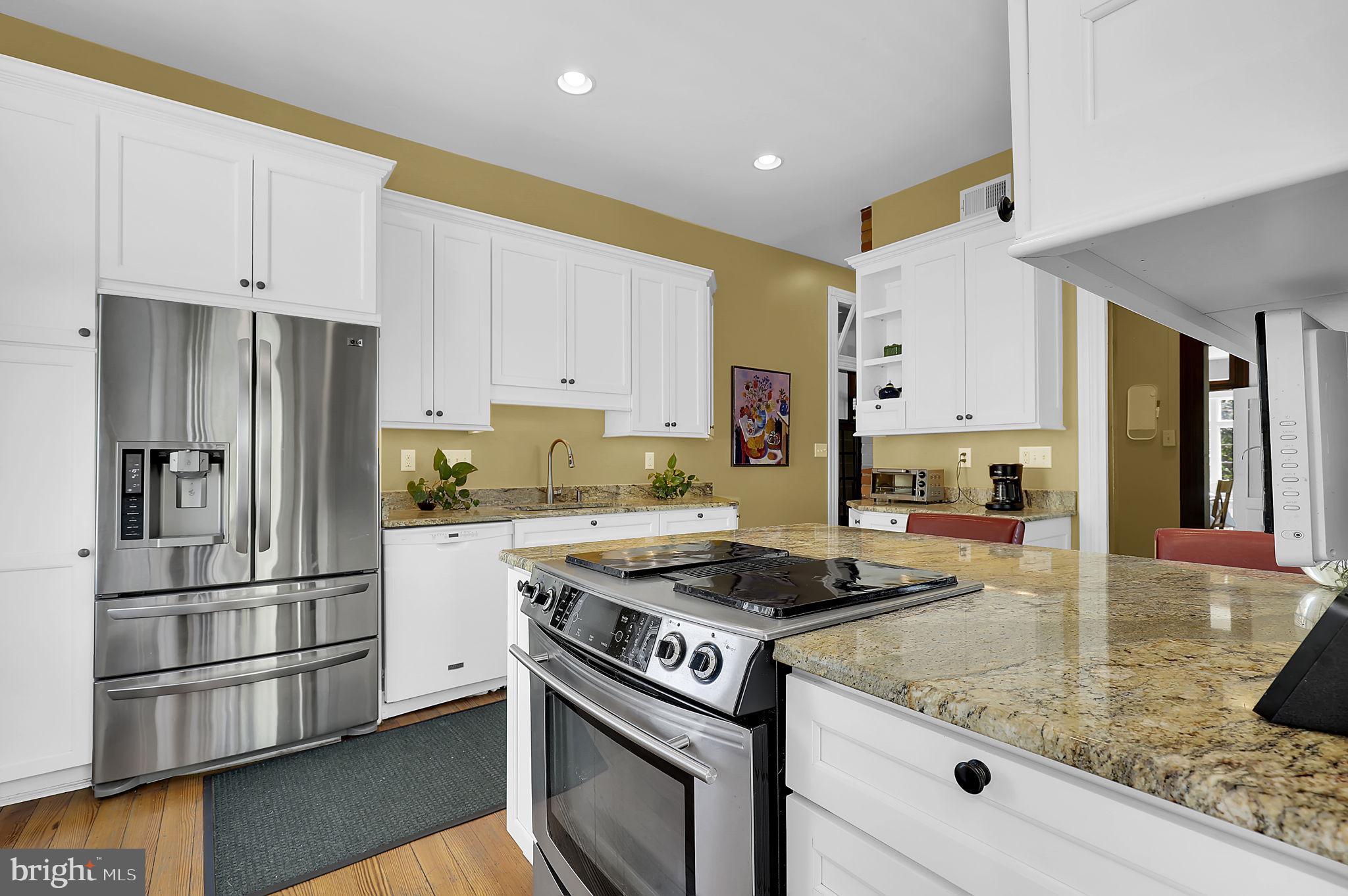 MIDDLETOWN - Residential