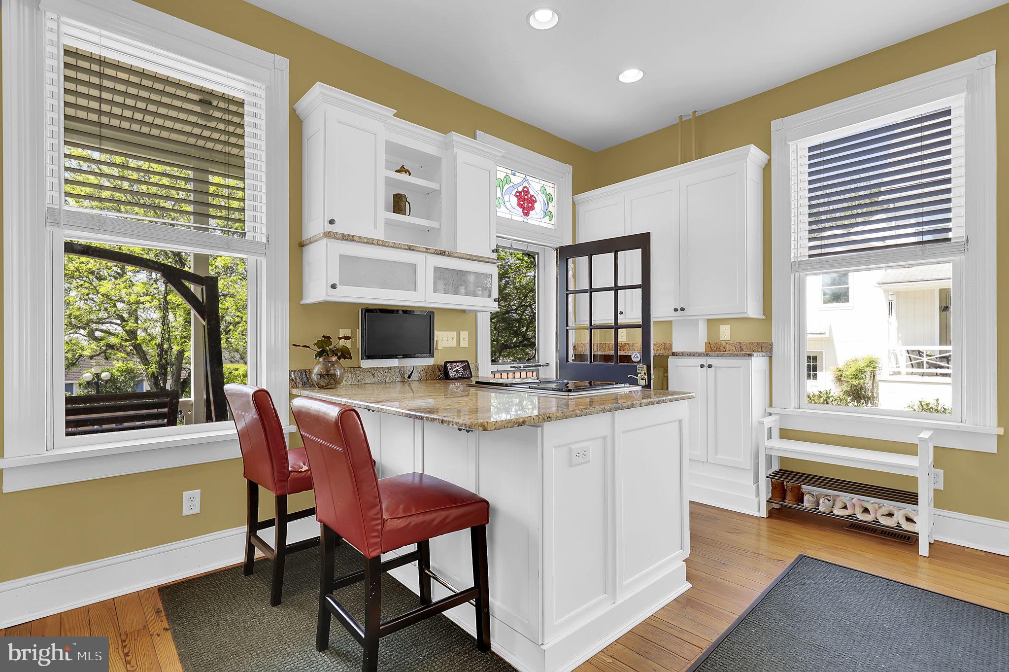 MIDDLETOWN - Residential