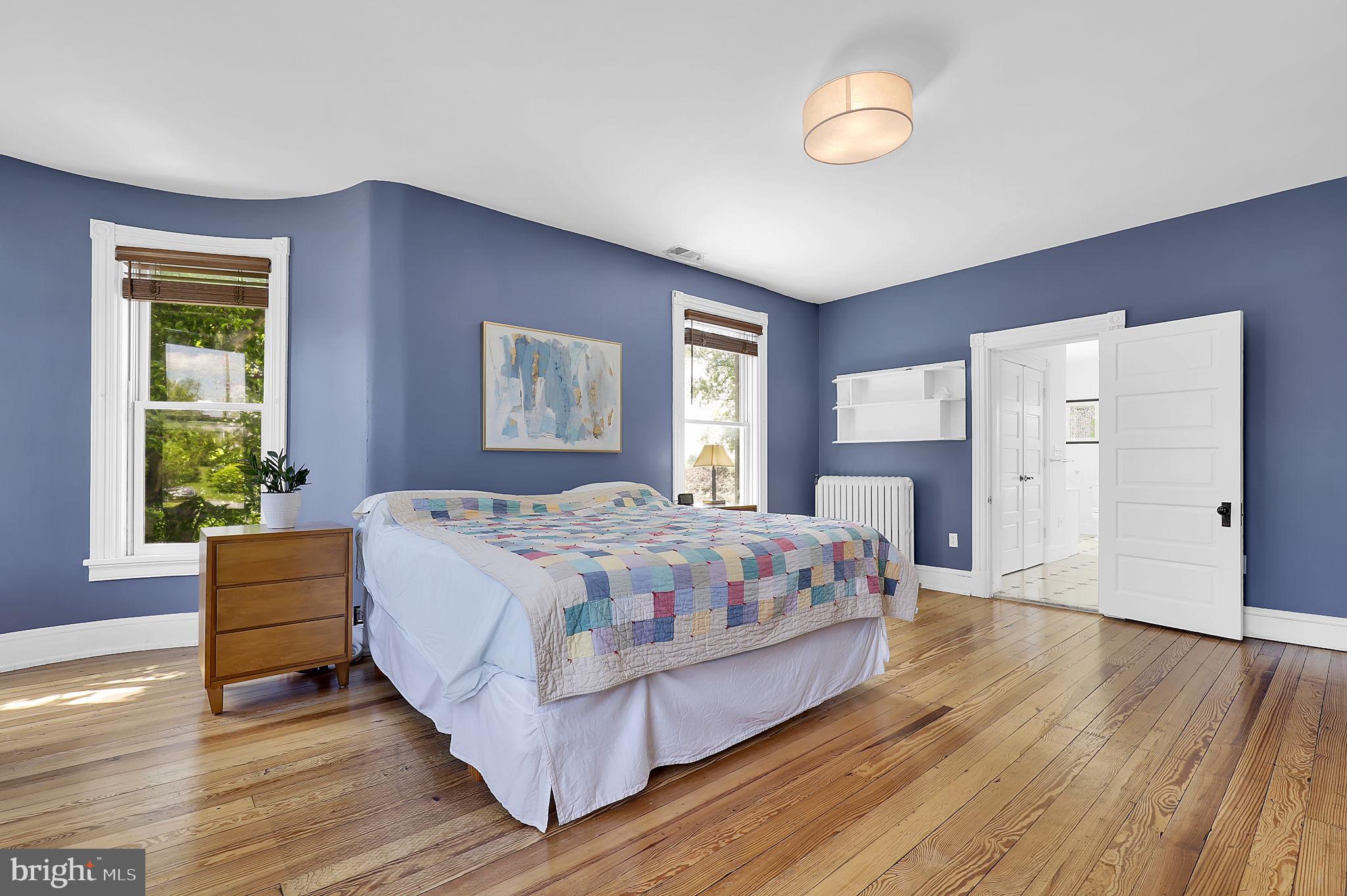 MIDDLETOWN - Residential