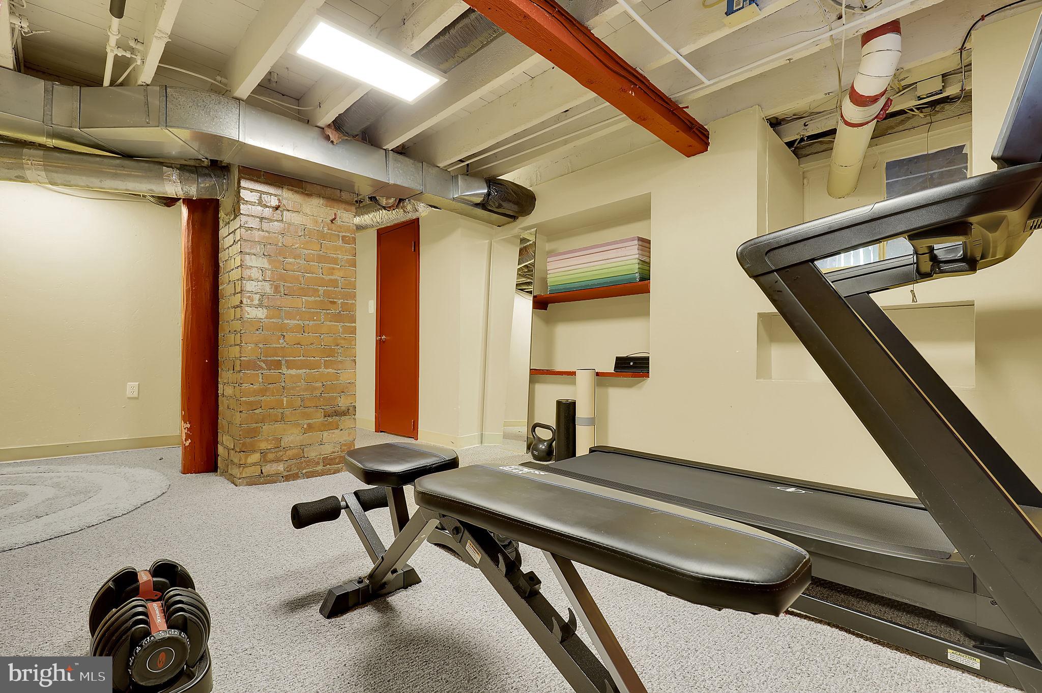 MIDDLETOWN - Residential