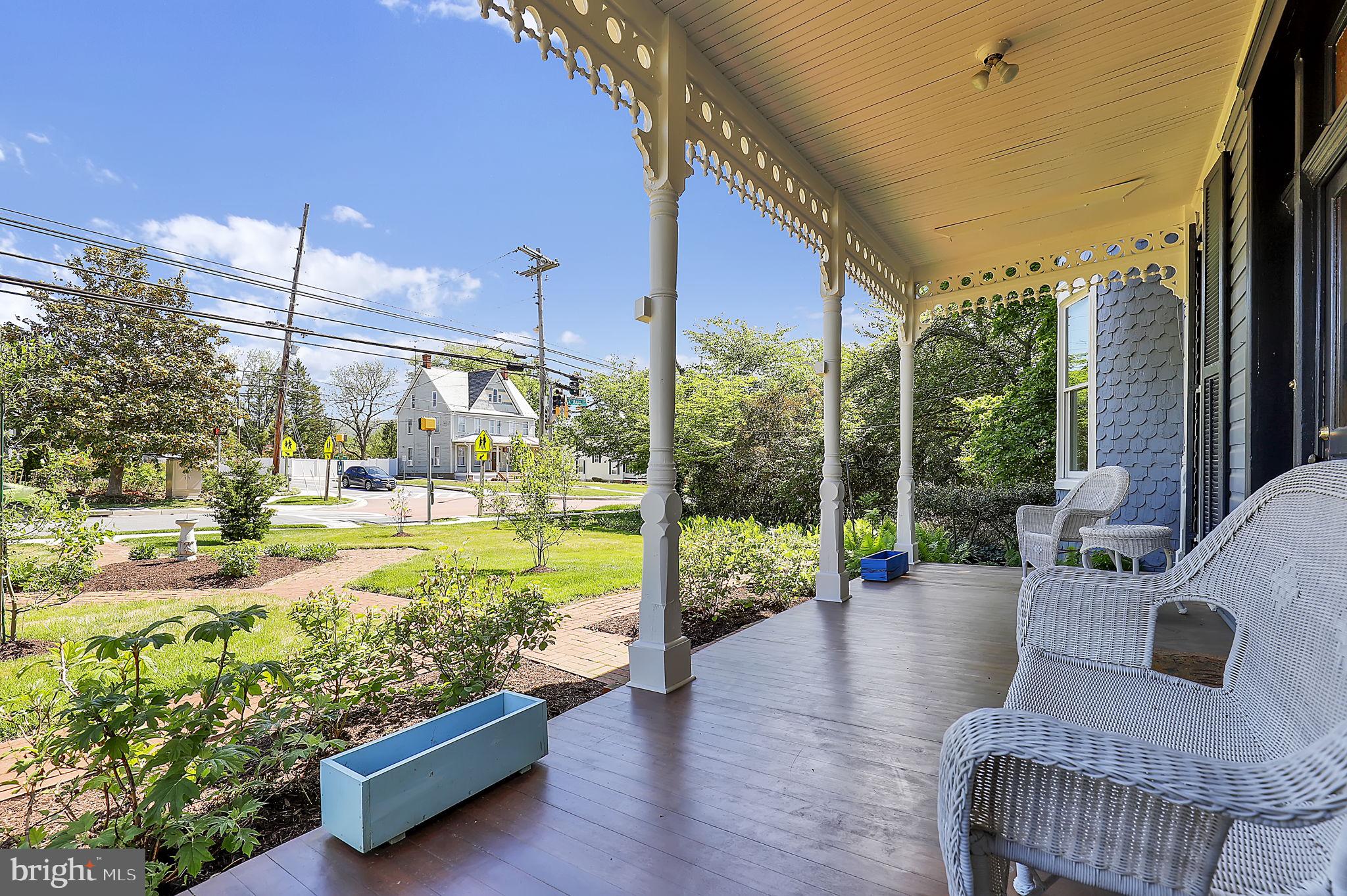 MIDDLETOWN - Residential